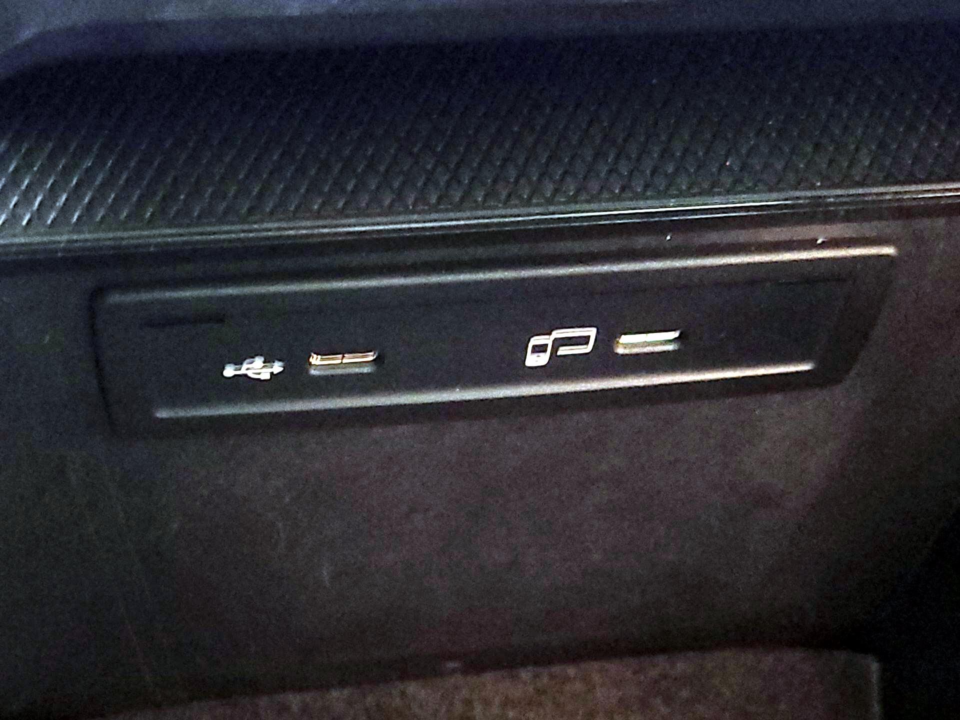 Thumbnail: 2022 Mercedes-Benz GLC - 18