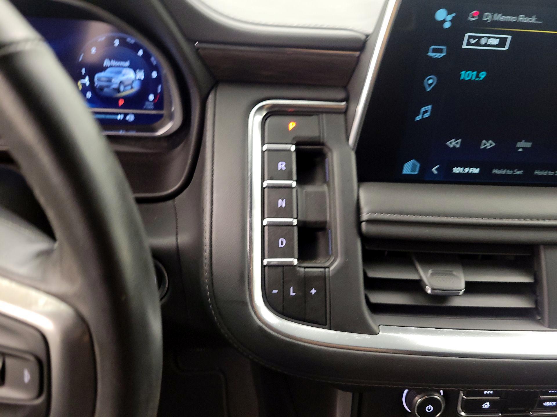 Thumbnail: 2024 Chevrolet Tahoe - 17