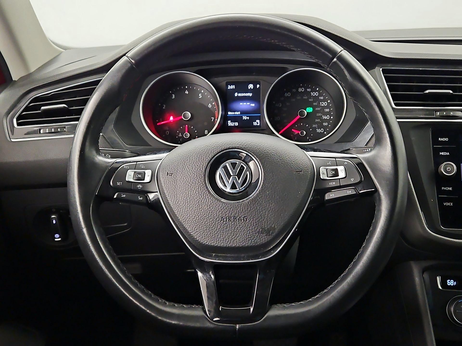 Thumbnail: 2019 Volkswagen Tiguan - 10