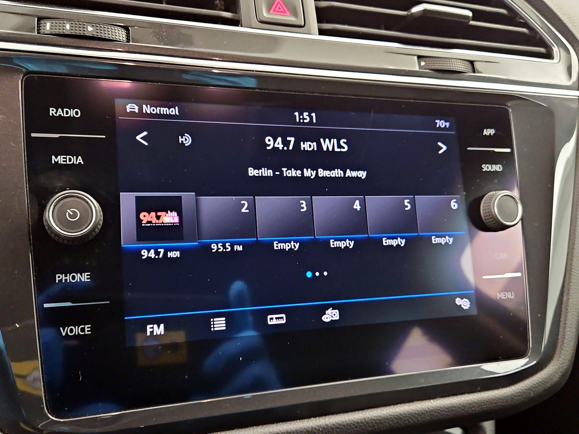 Thumbnail: 2019 Volkswagen Tiguan - 15