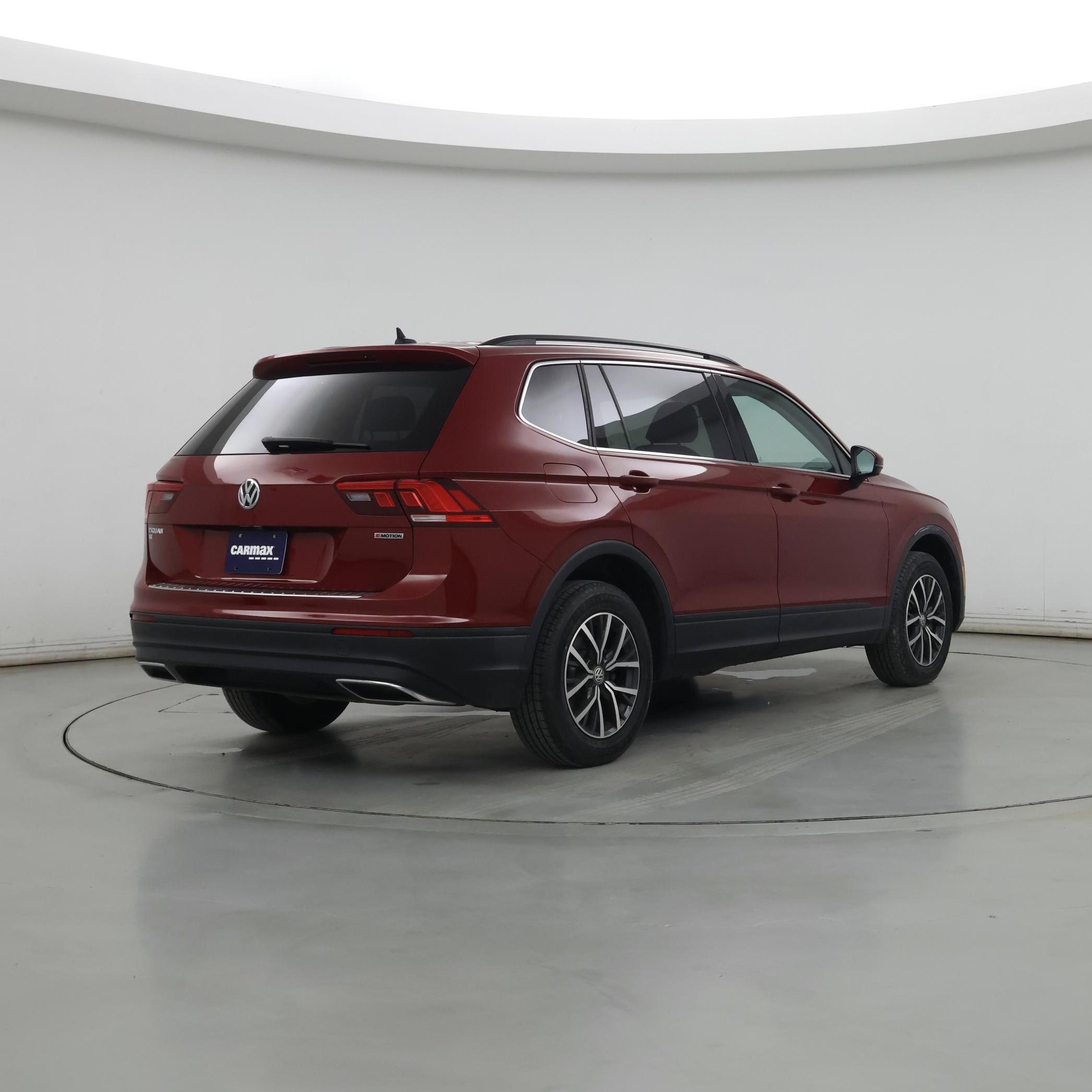 Thumbnail: 2019 Volkswagen Tiguan - 8