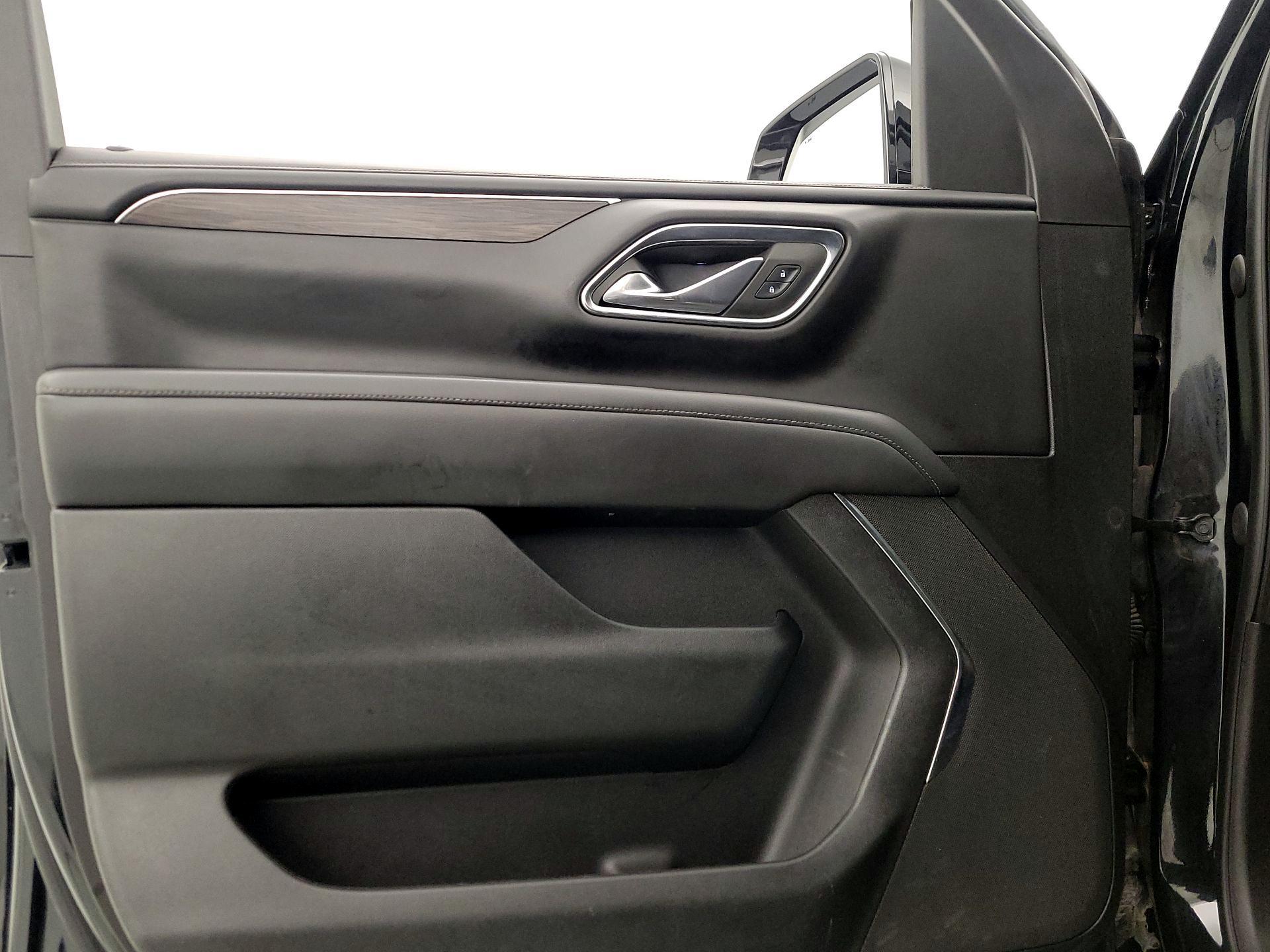 Thumbnail: 2023 Chevrolet Tahoe - 12