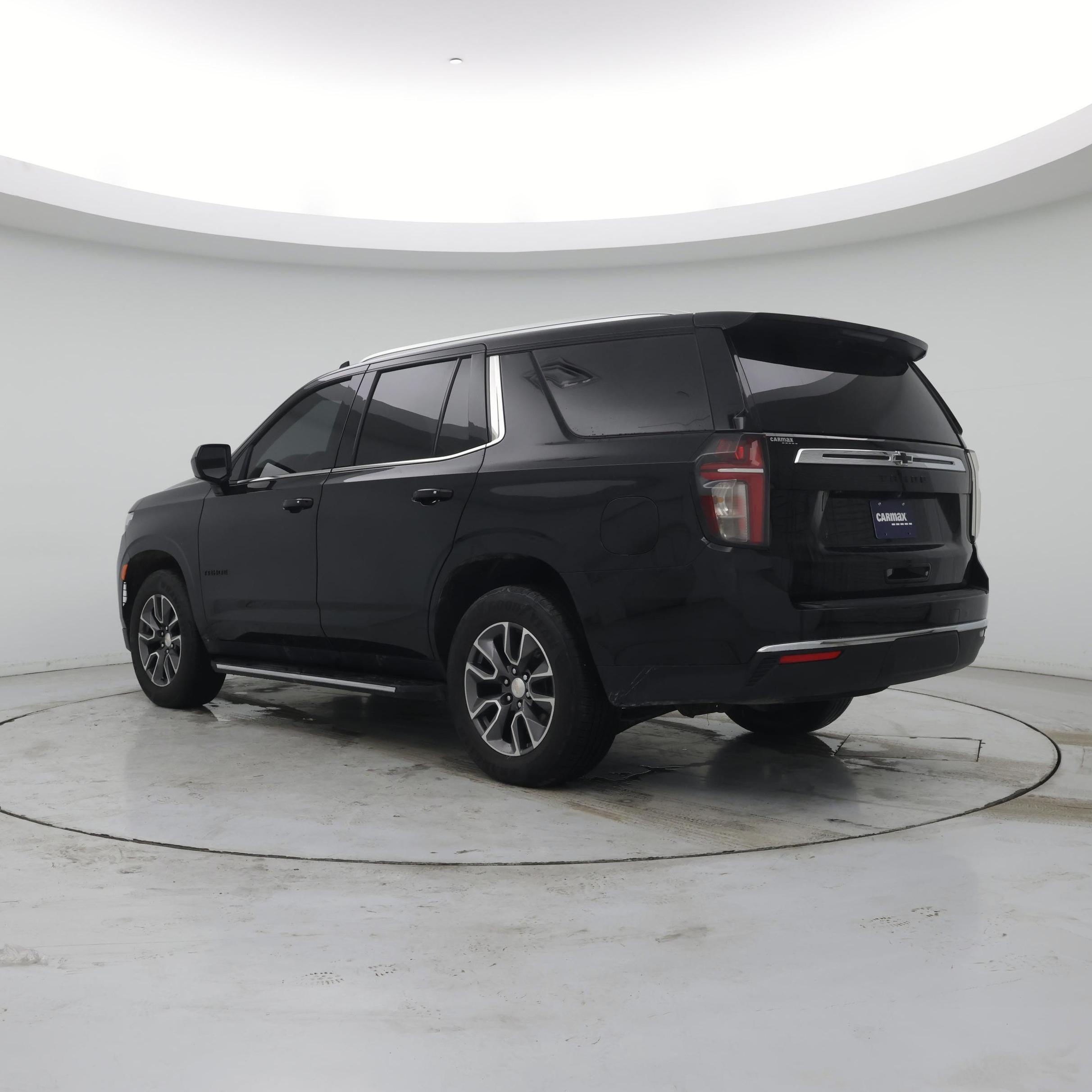 Thumbnail: 2023 Chevrolet Tahoe - 2