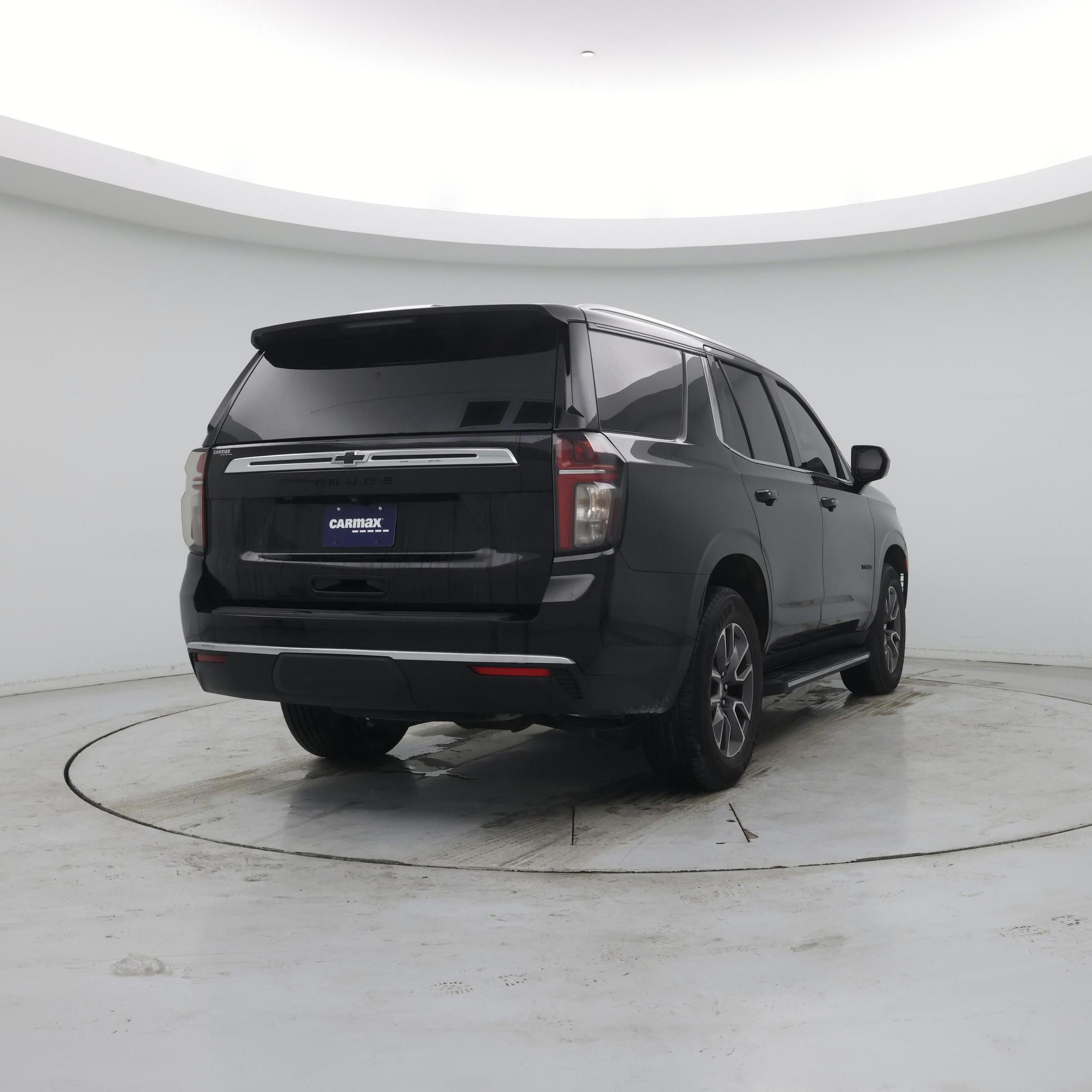 Thumbnail: 2023 Chevrolet Tahoe - 8