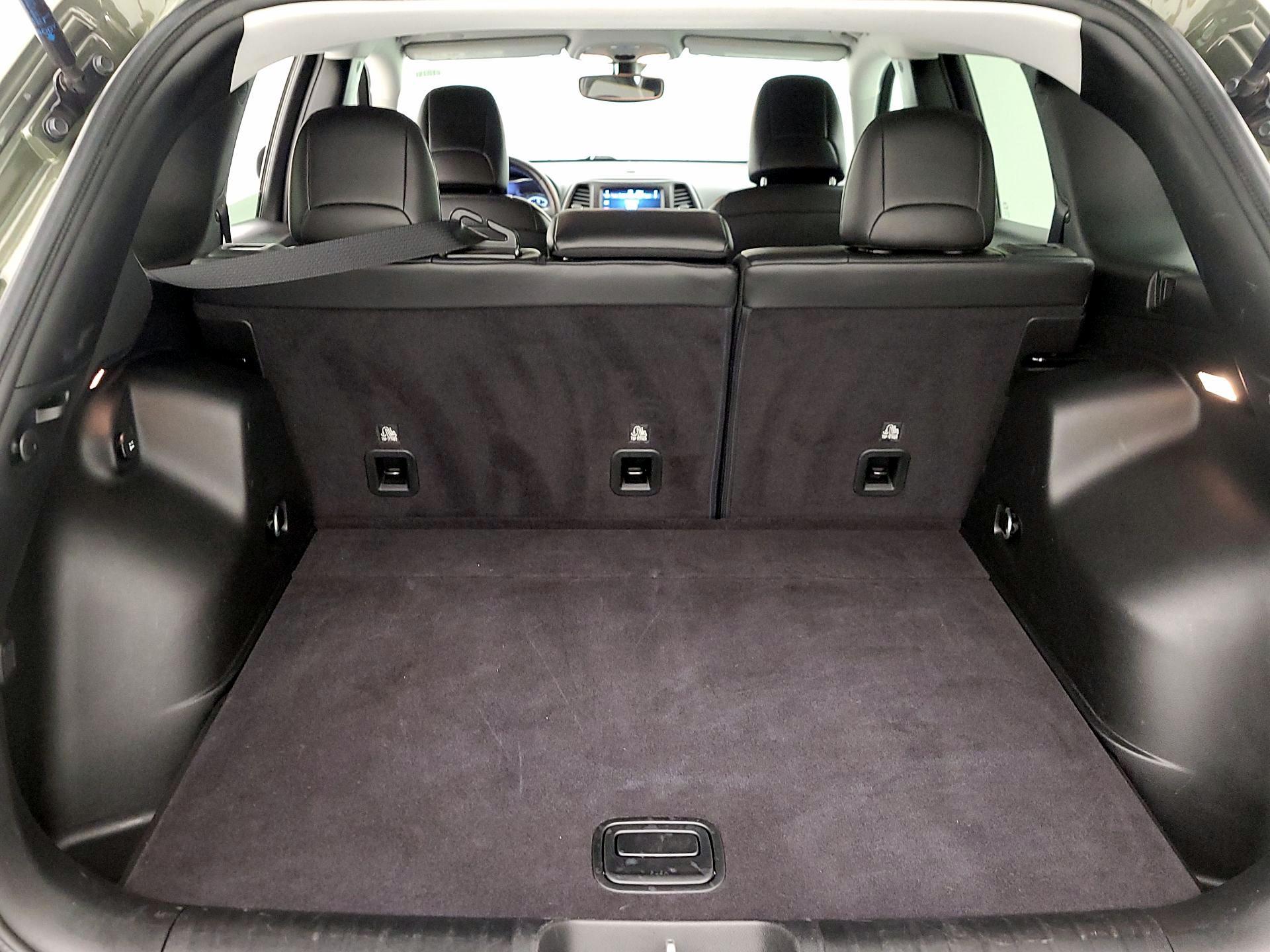 Thumbnail: 2020 Jeep Cherokee - 20