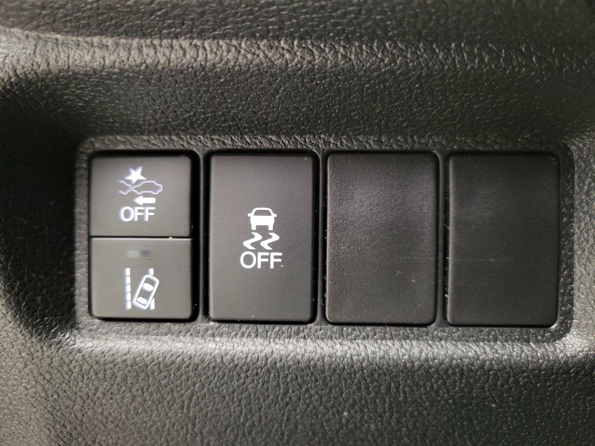 Thumbnail: 2020 Honda Passport - 13