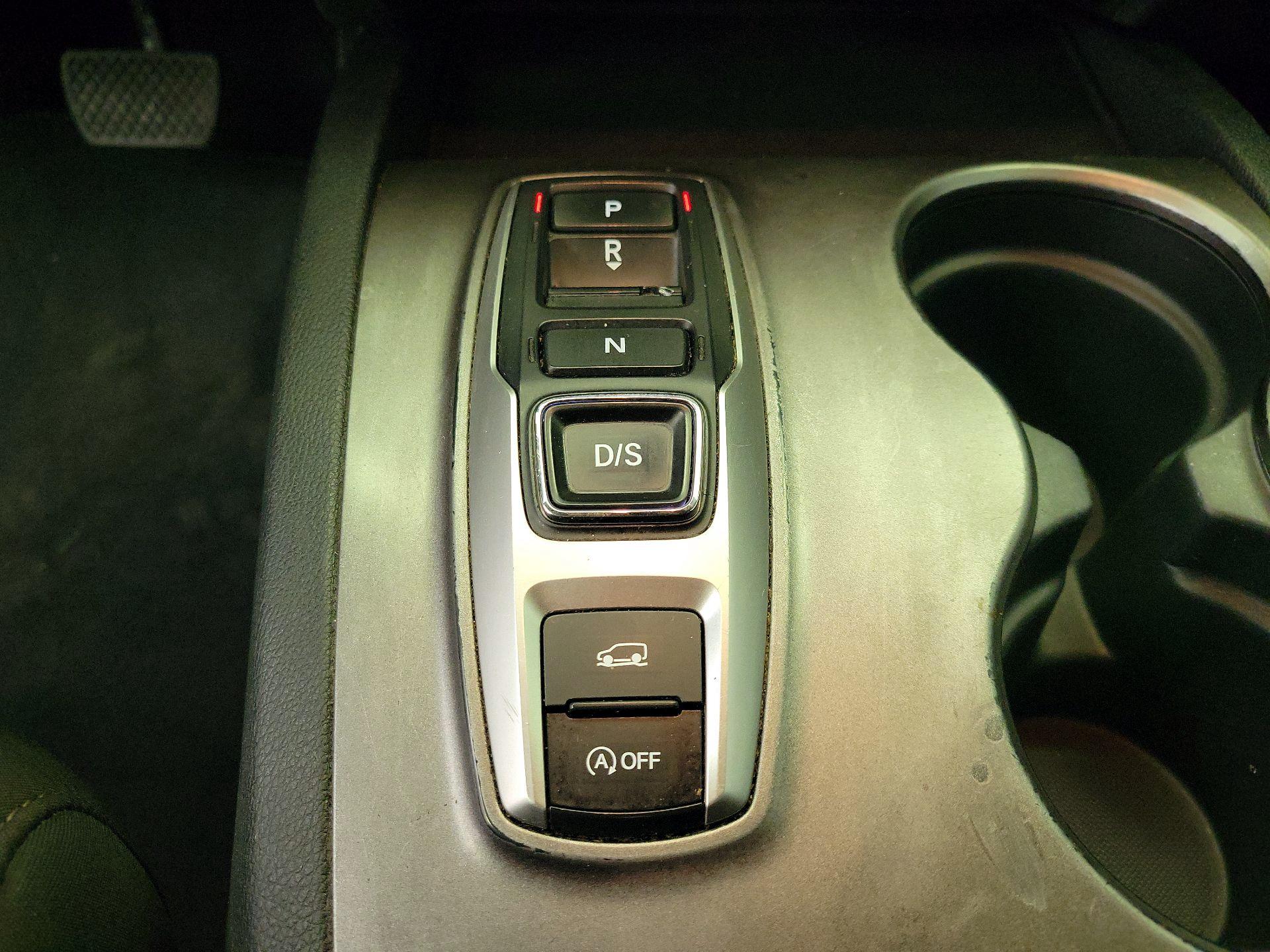 Thumbnail: 2020 Honda Passport - 17