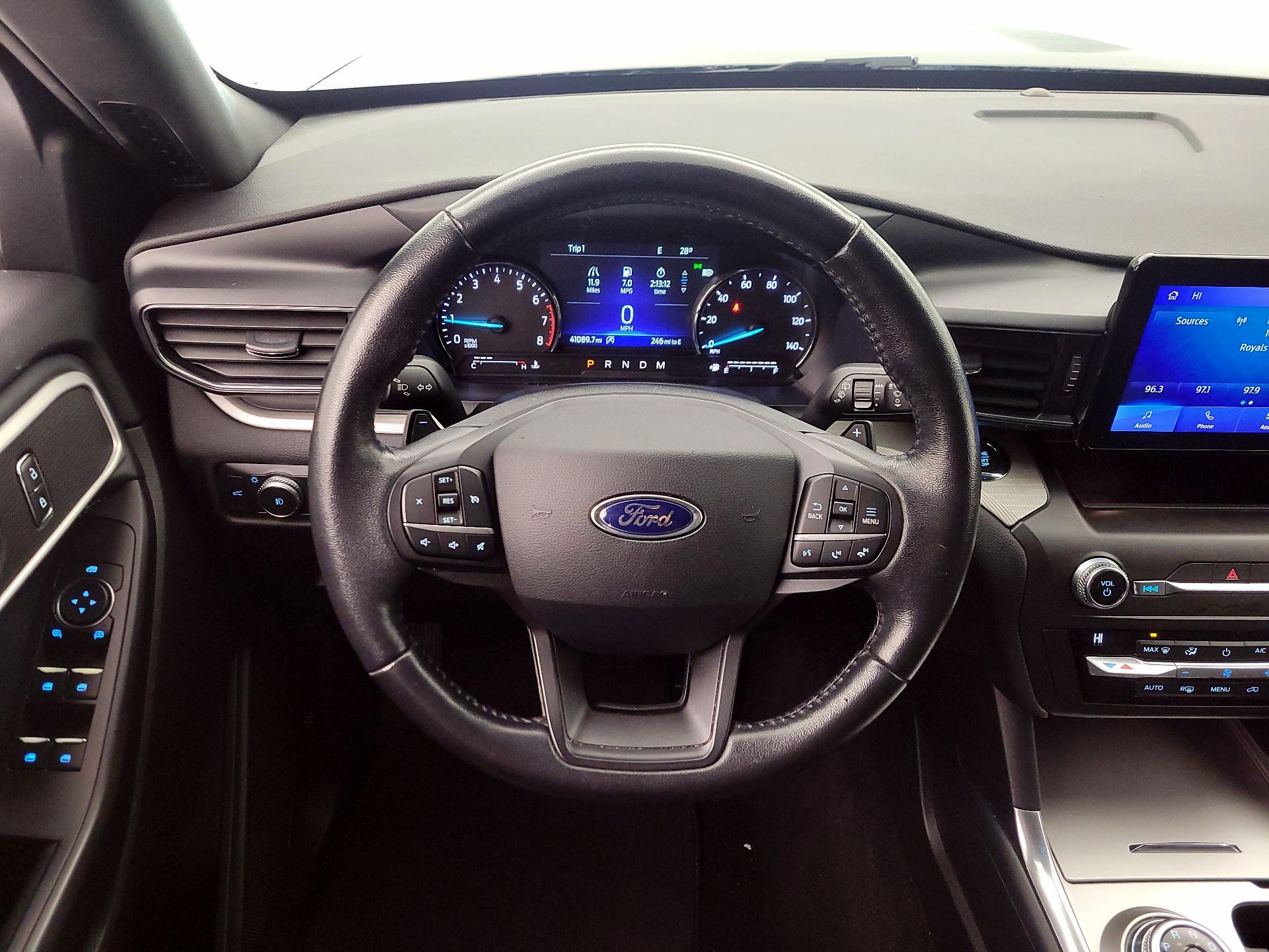 Thumbnail: 2020 Ford Explorer - 10