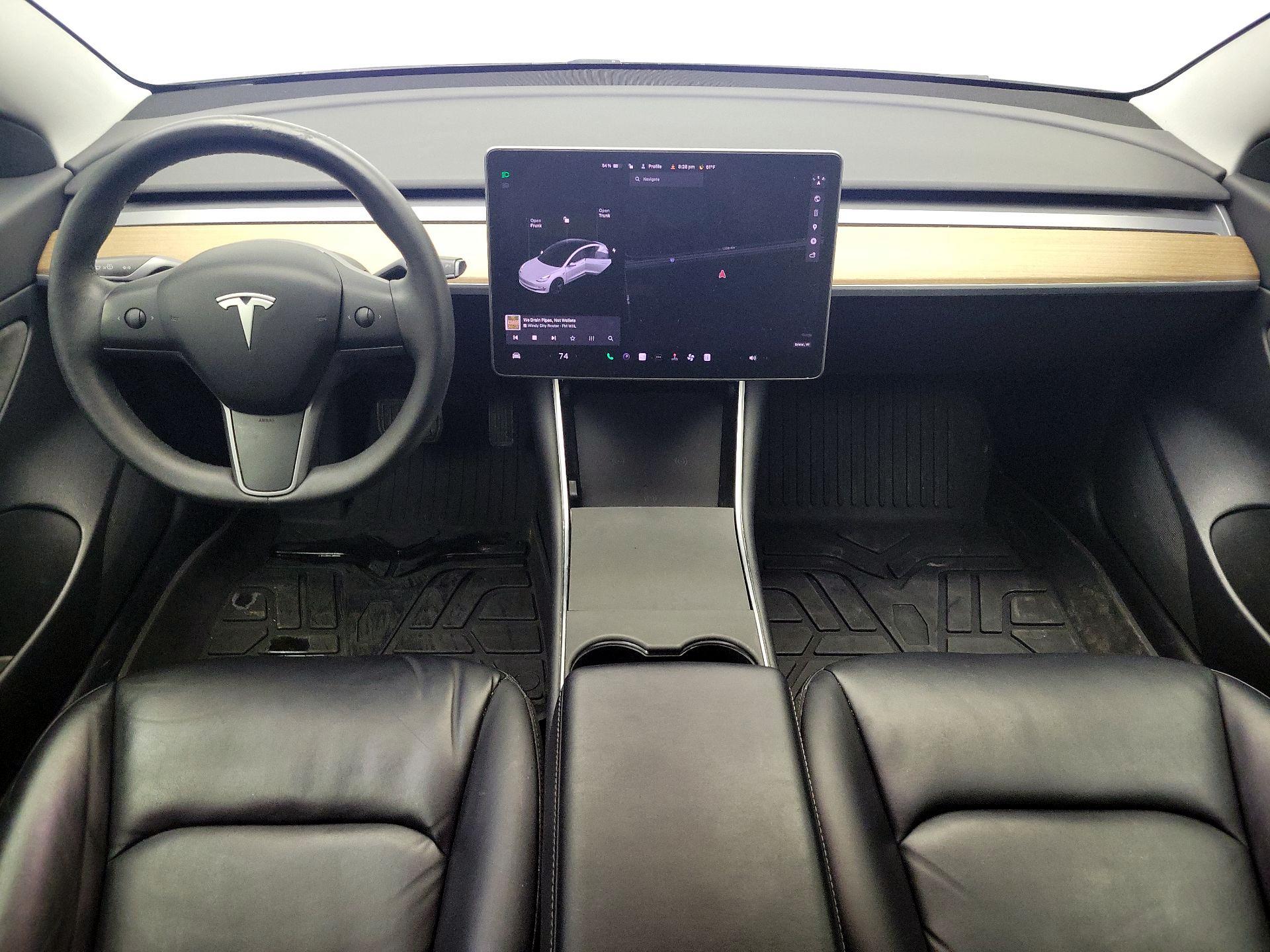 Thumbnail: 2020 Tesla Model 3 - 9