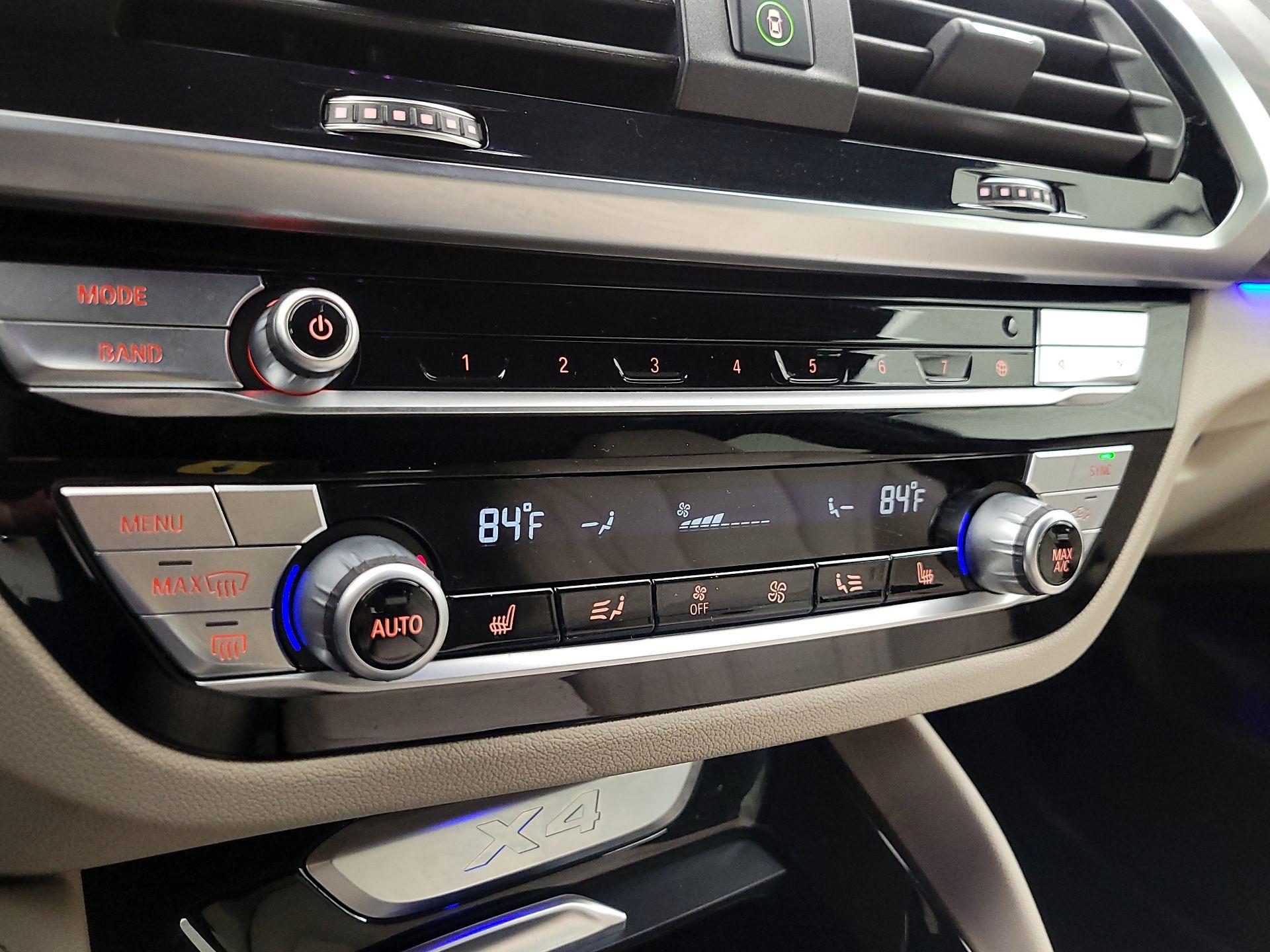 Thumbnail: 2020 BMW X4 - 16