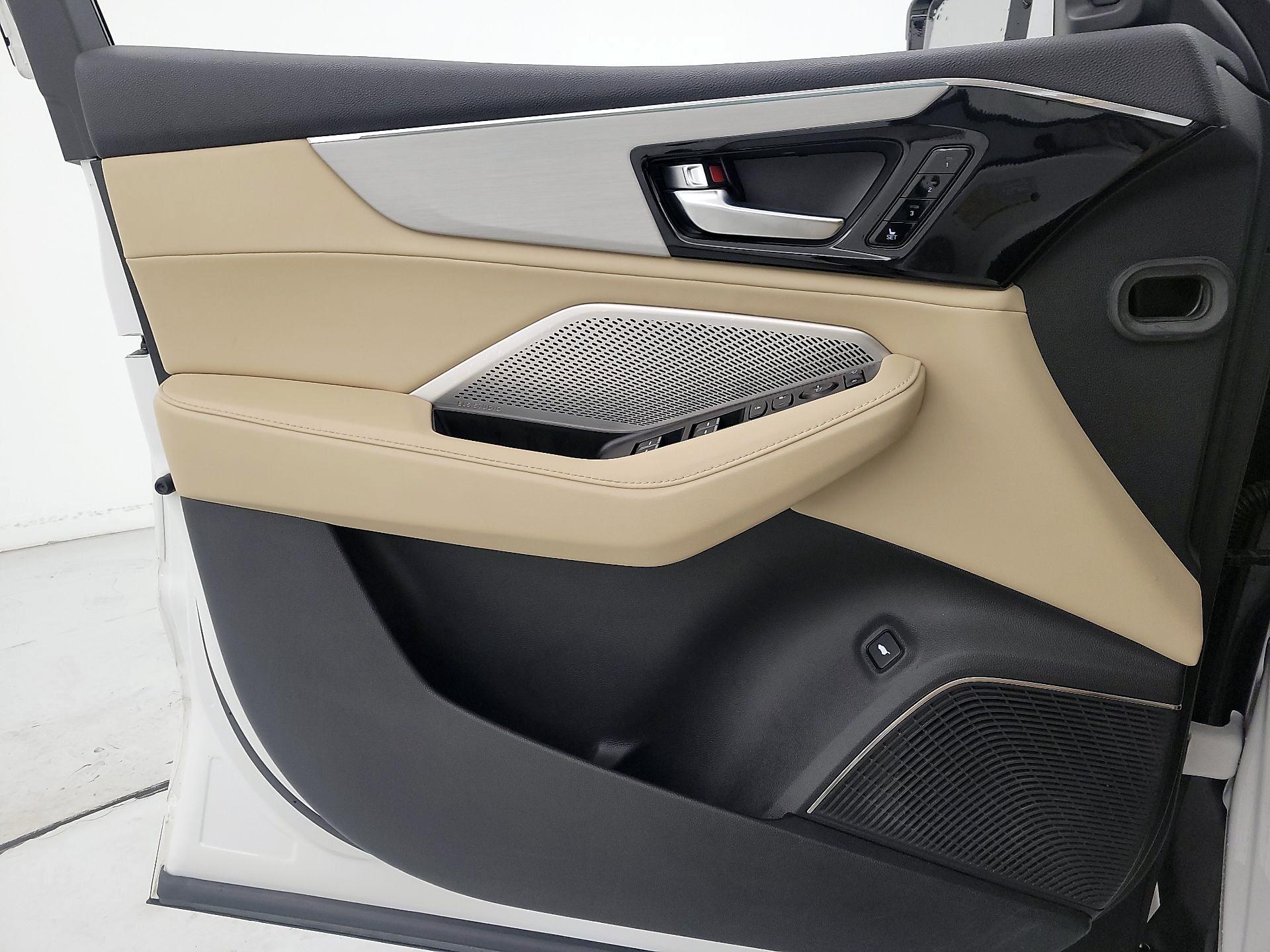 Thumbnail: 2022 Acura MDX - 12