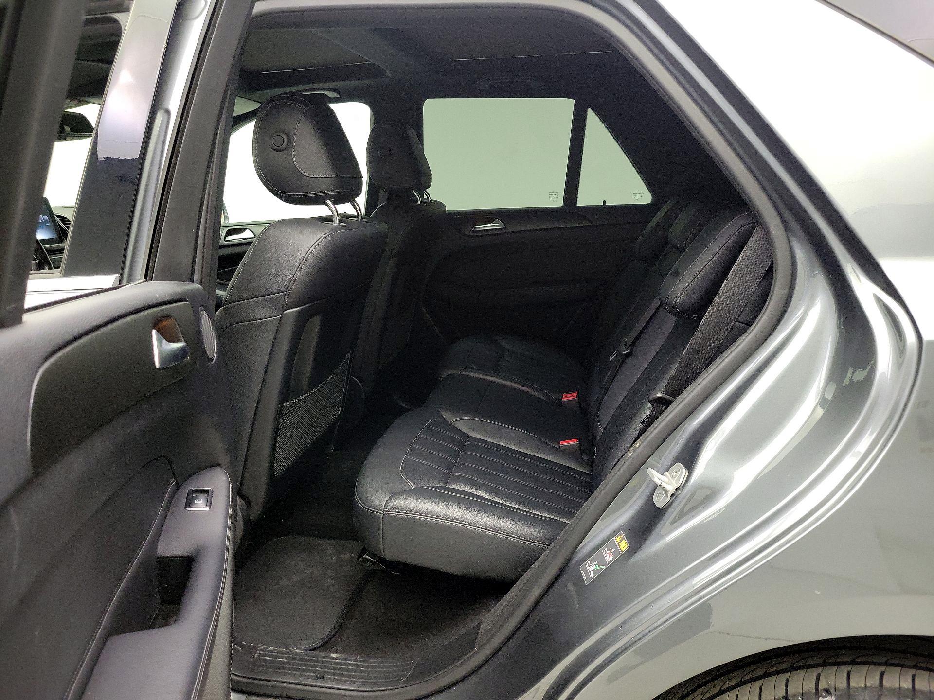 Thumbnail: 2017 Mercedes-Benz GLE - 18