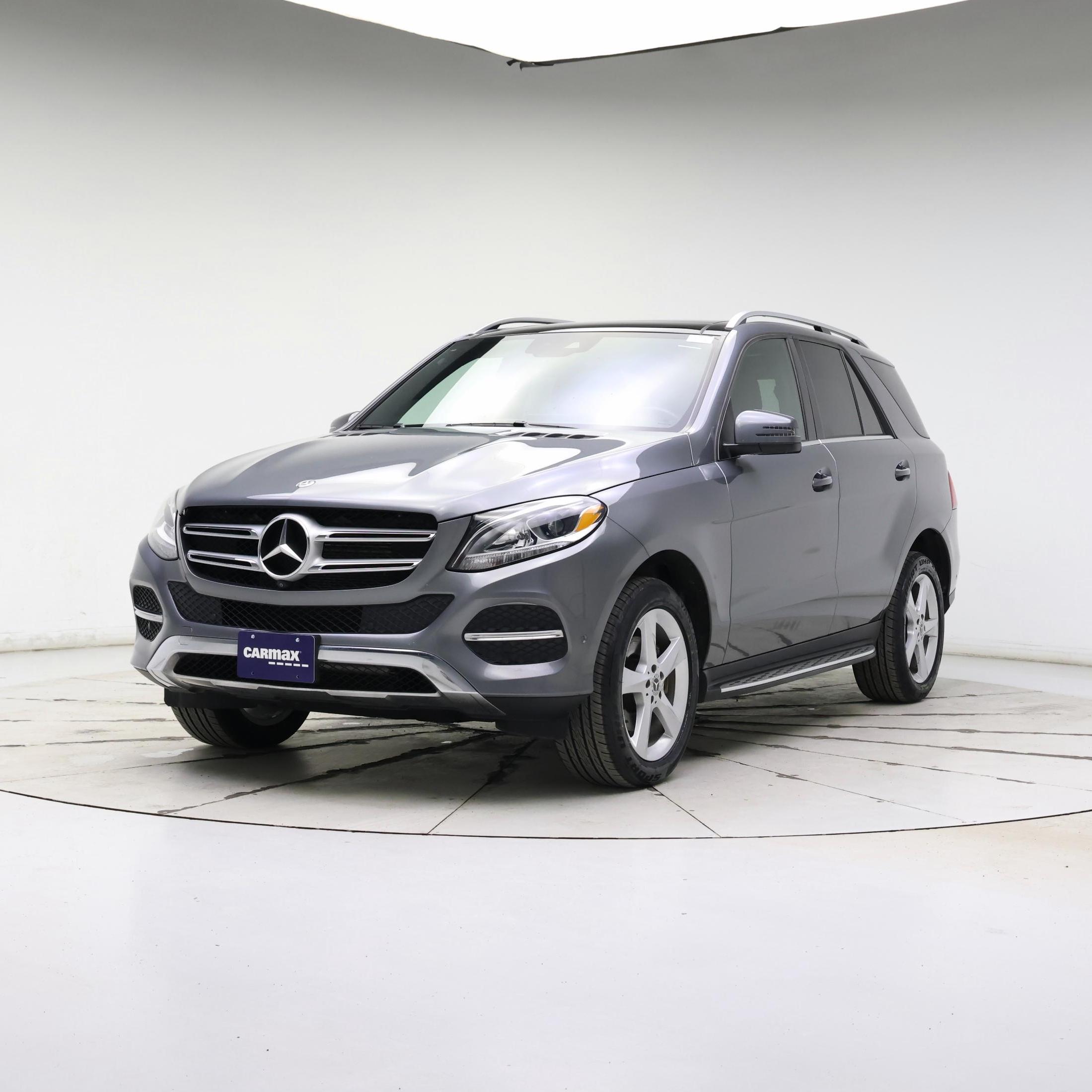 Thumbnail: 2017 Mercedes-Benz GLE - 4
