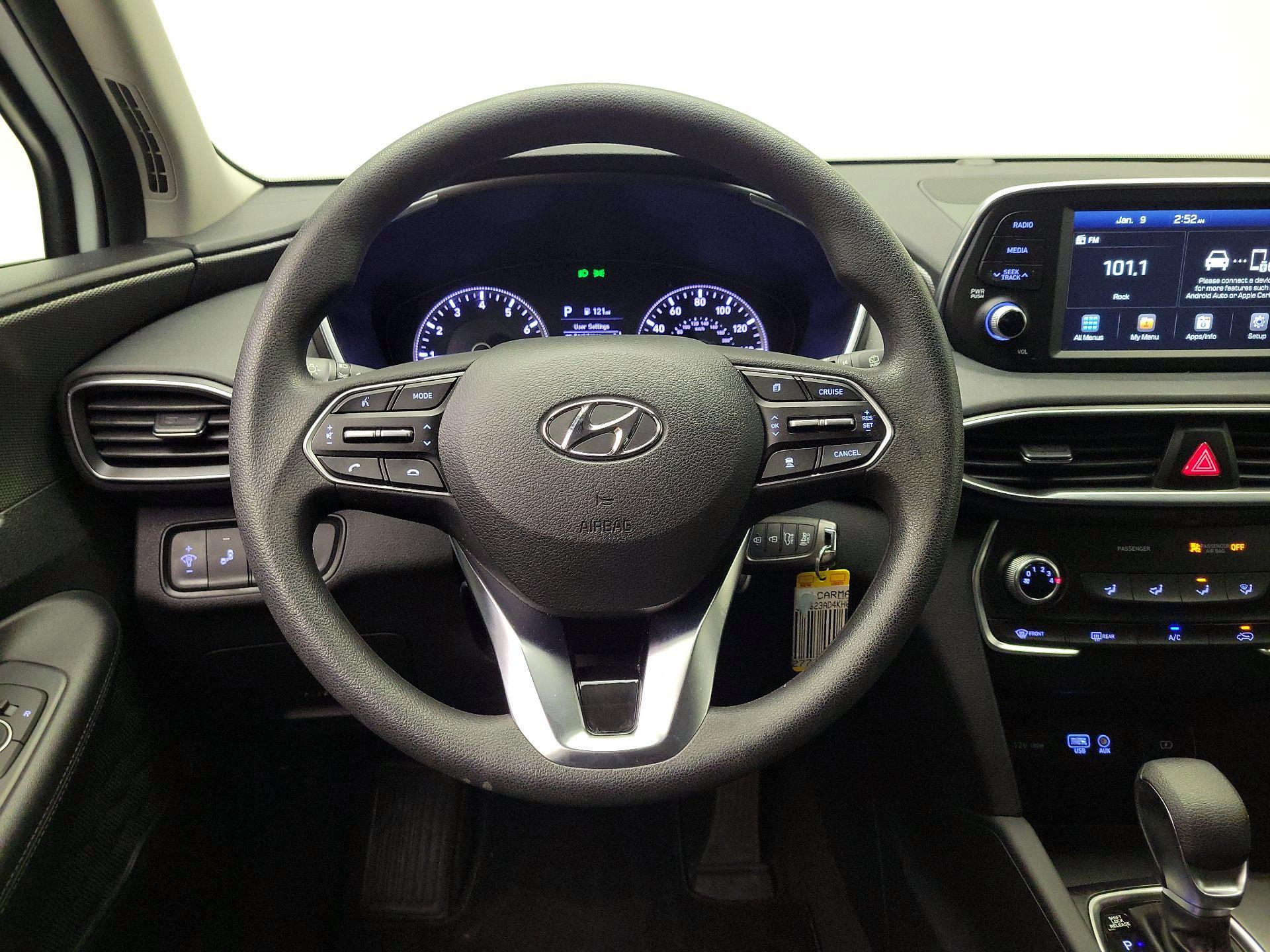 Thumbnail: 2019 Hyundai Santa Fe - 10