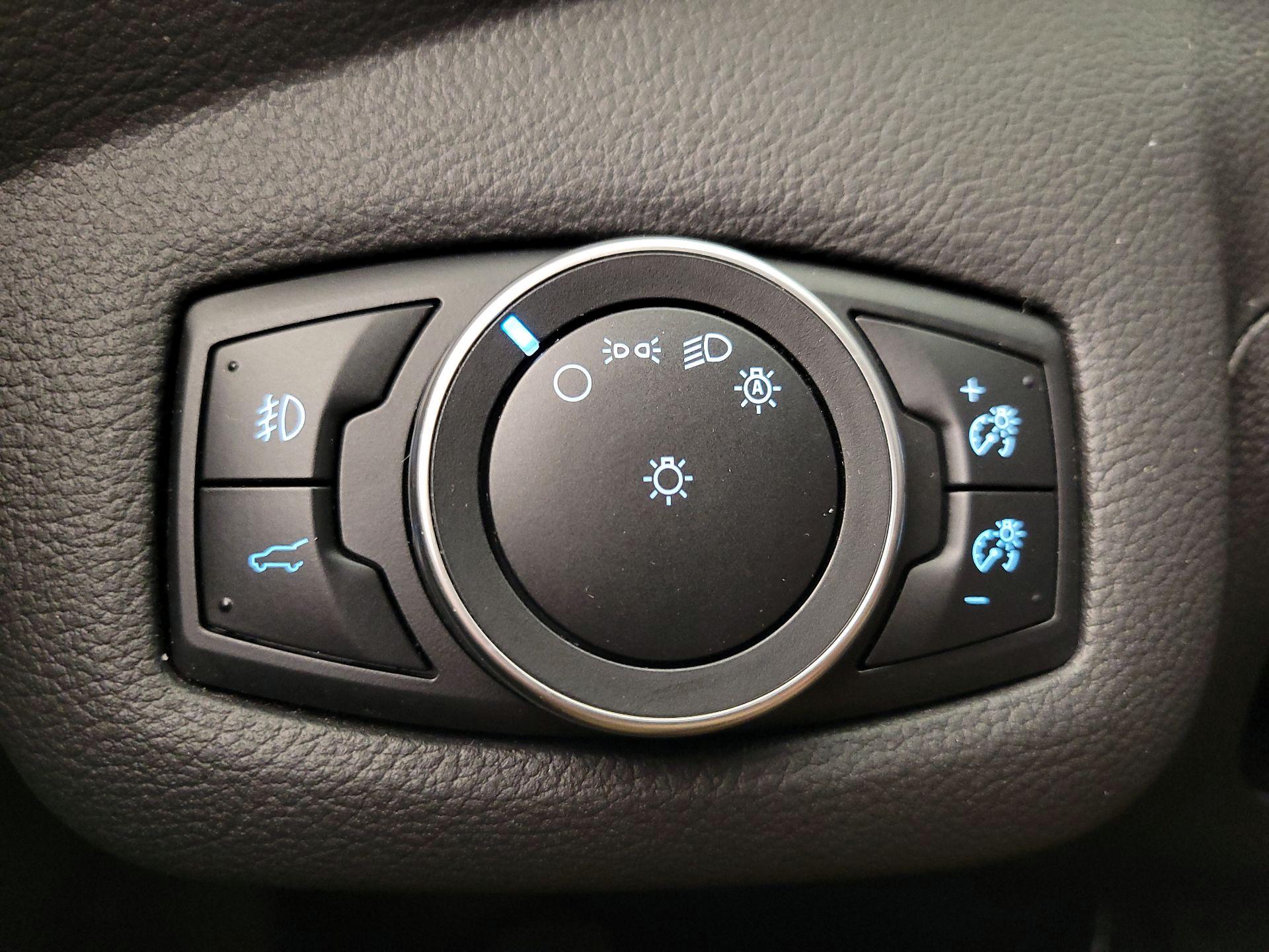 Thumbnail: 2017 Ford Escape - 13