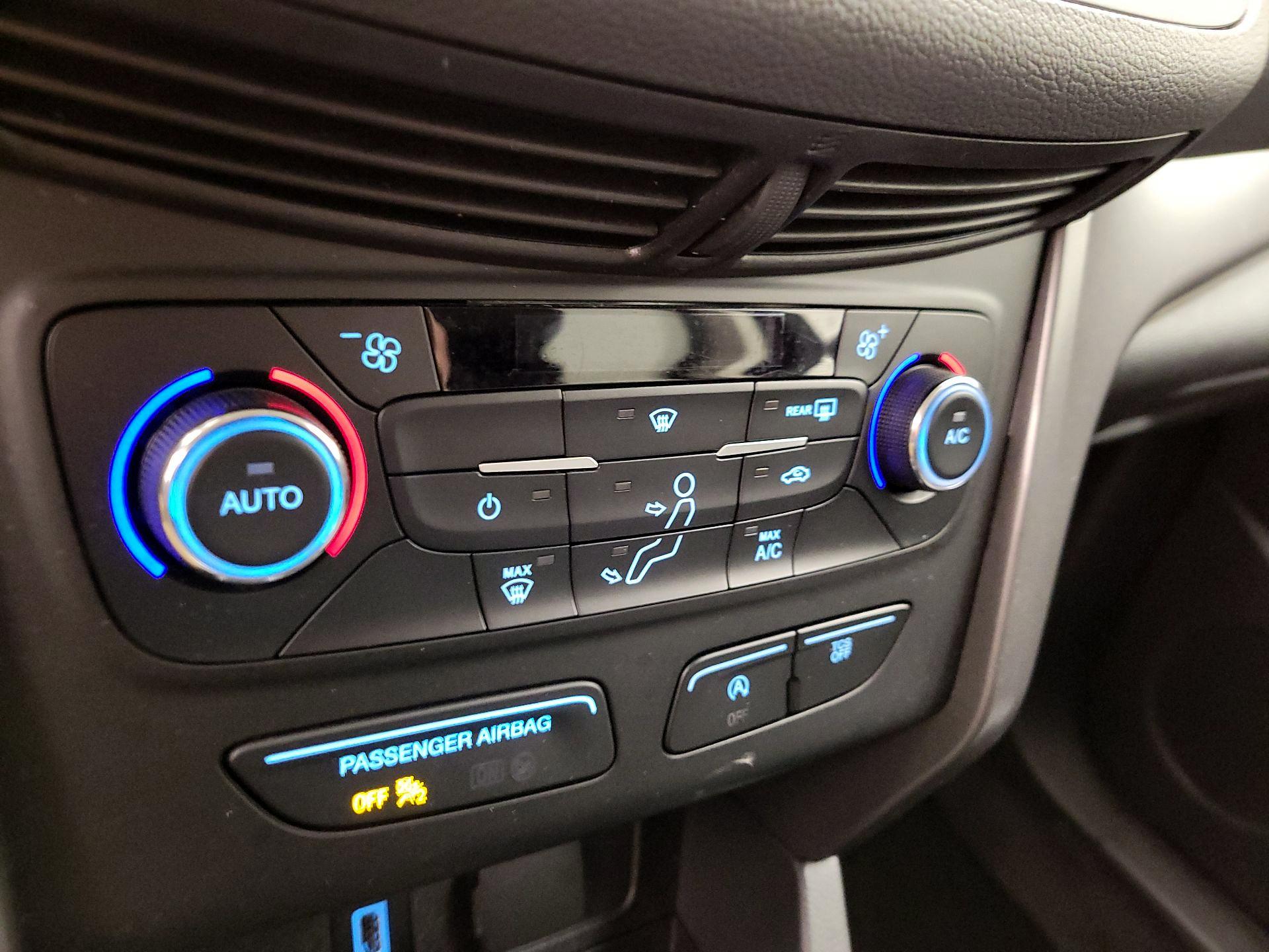 Thumbnail: 2017 Ford Escape - 16