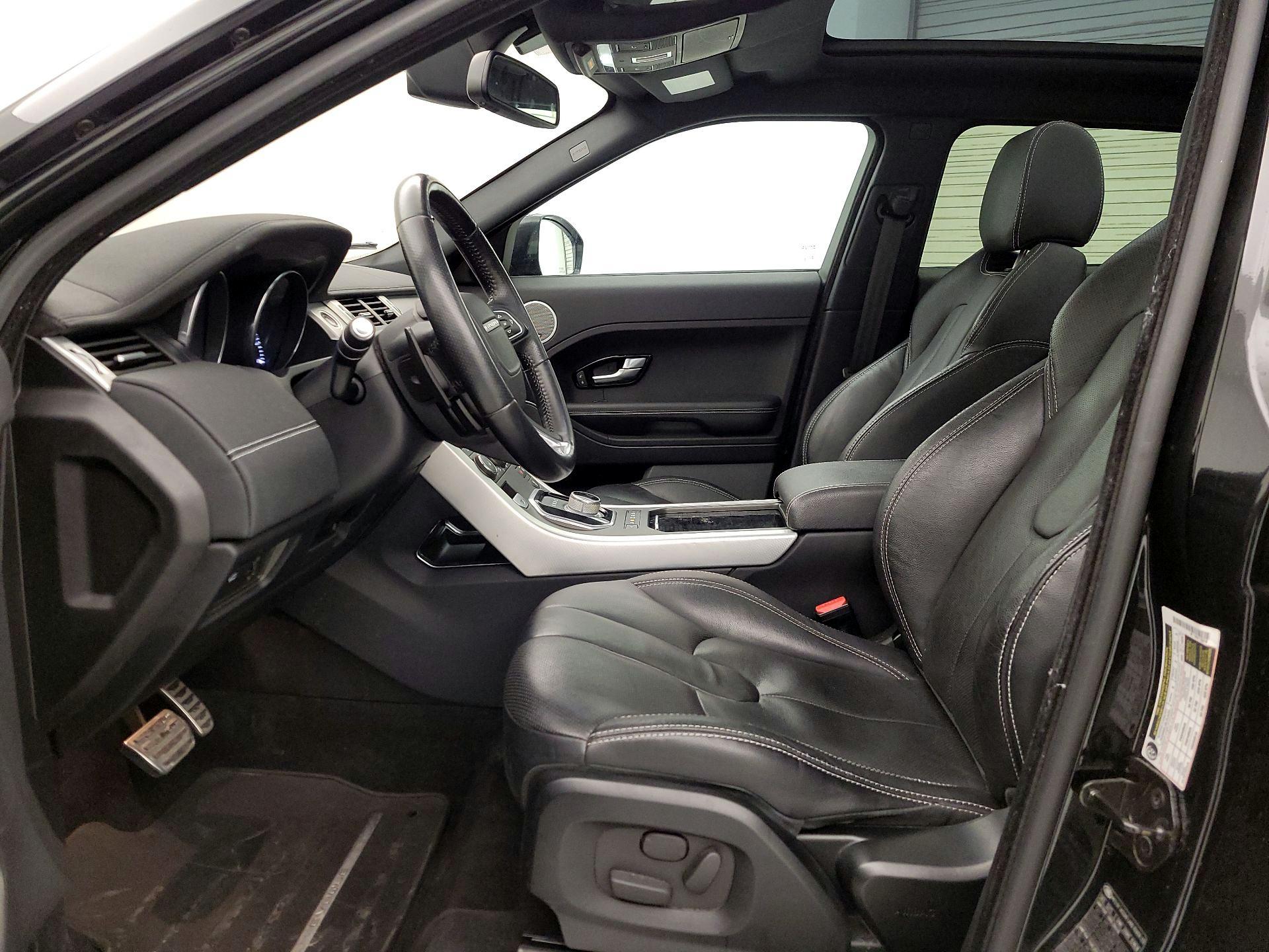 Thumbnail: 2015 Land Rover Range Rover Evoque - 11