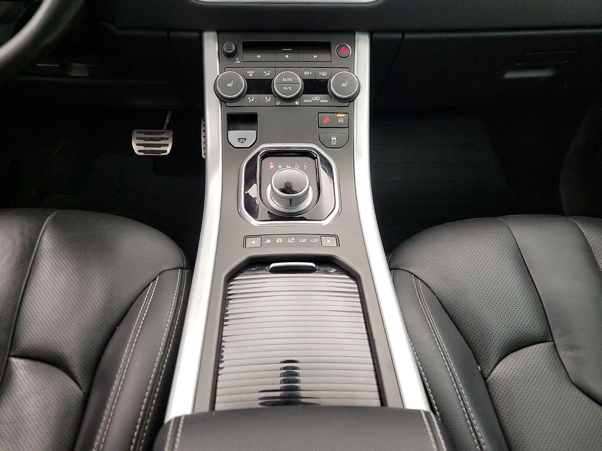 Thumbnail: 2015 Land Rover Range Rover Evoque - 18