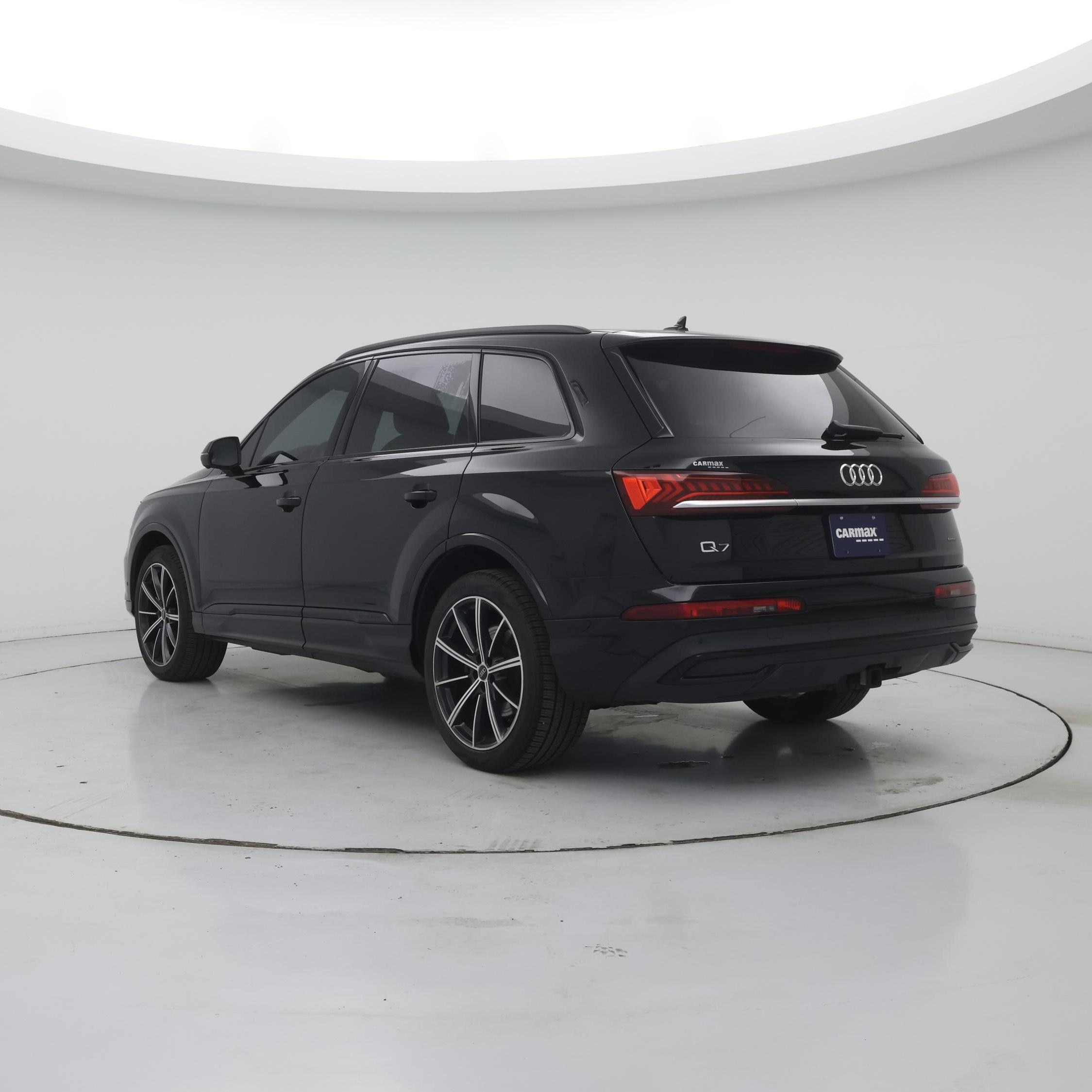 Thumbnail: 2021 Audi Q7 - 2