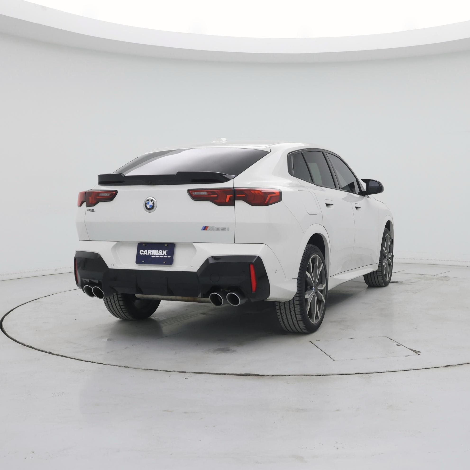 Thumbnail: 2024 BMW X2 - 8