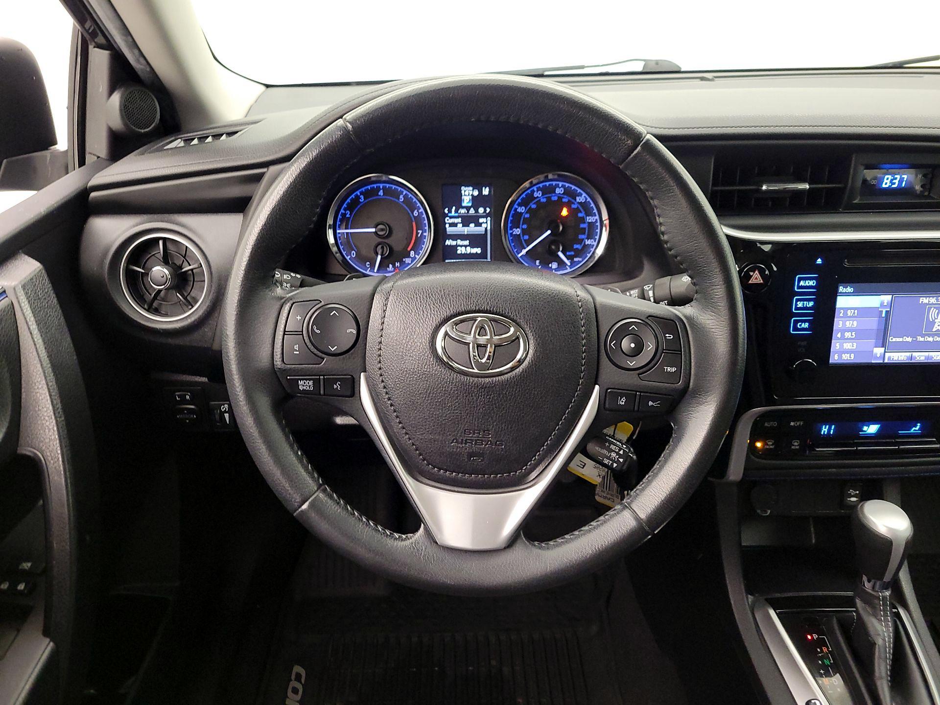 Thumbnail: 2019 Toyota Corolla - 10