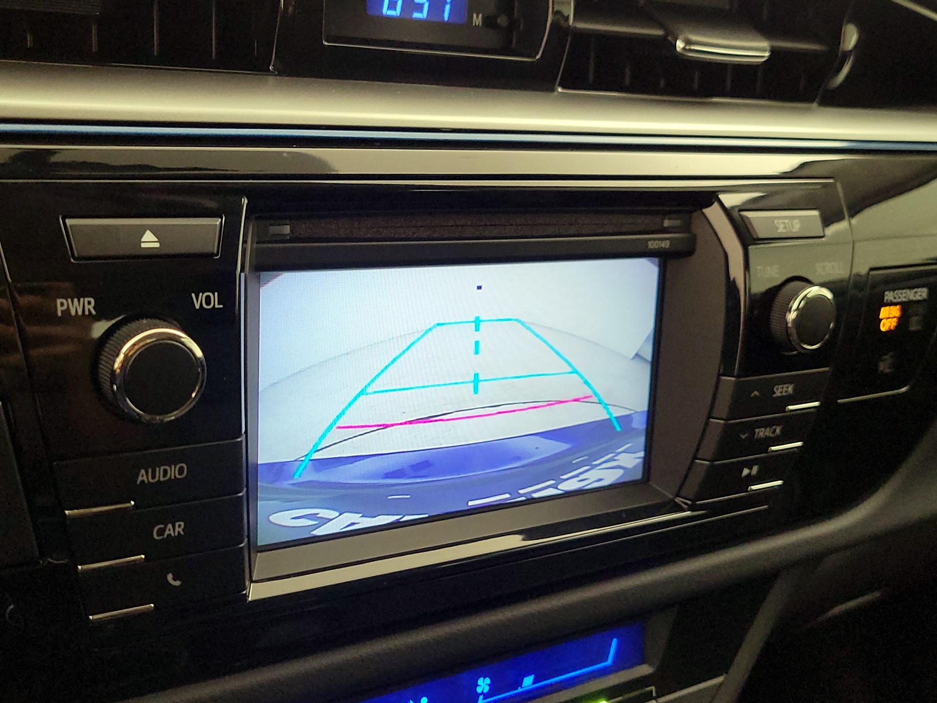 Thumbnail: 2015 Toyota Corolla - 14