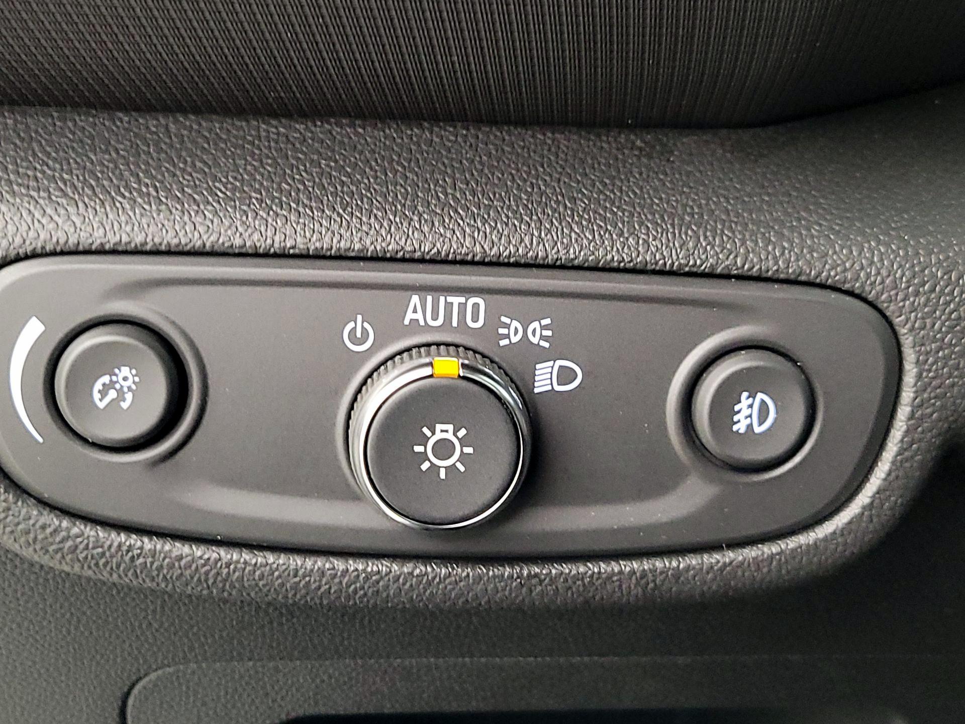 Thumbnail: 2022 Chevrolet TrailBlazer - 13