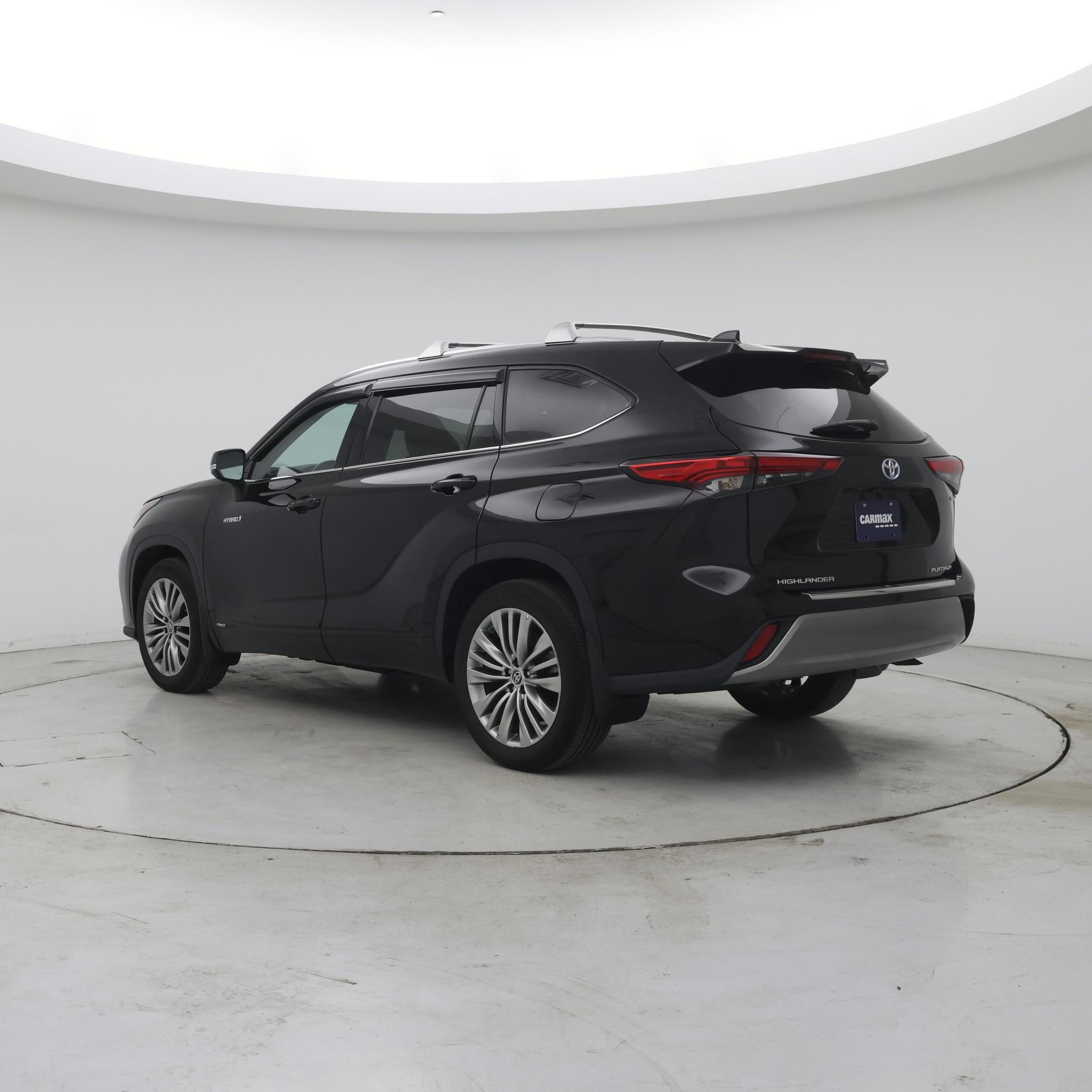 Thumbnail: 2021 Toyota Highlander - 2