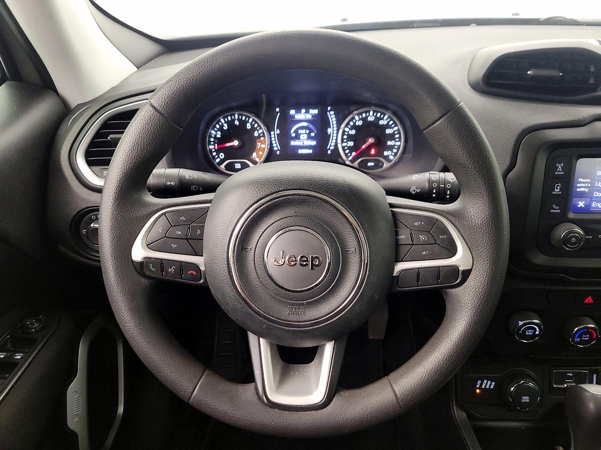 Thumbnail: 2020 Jeep Renegade - 10