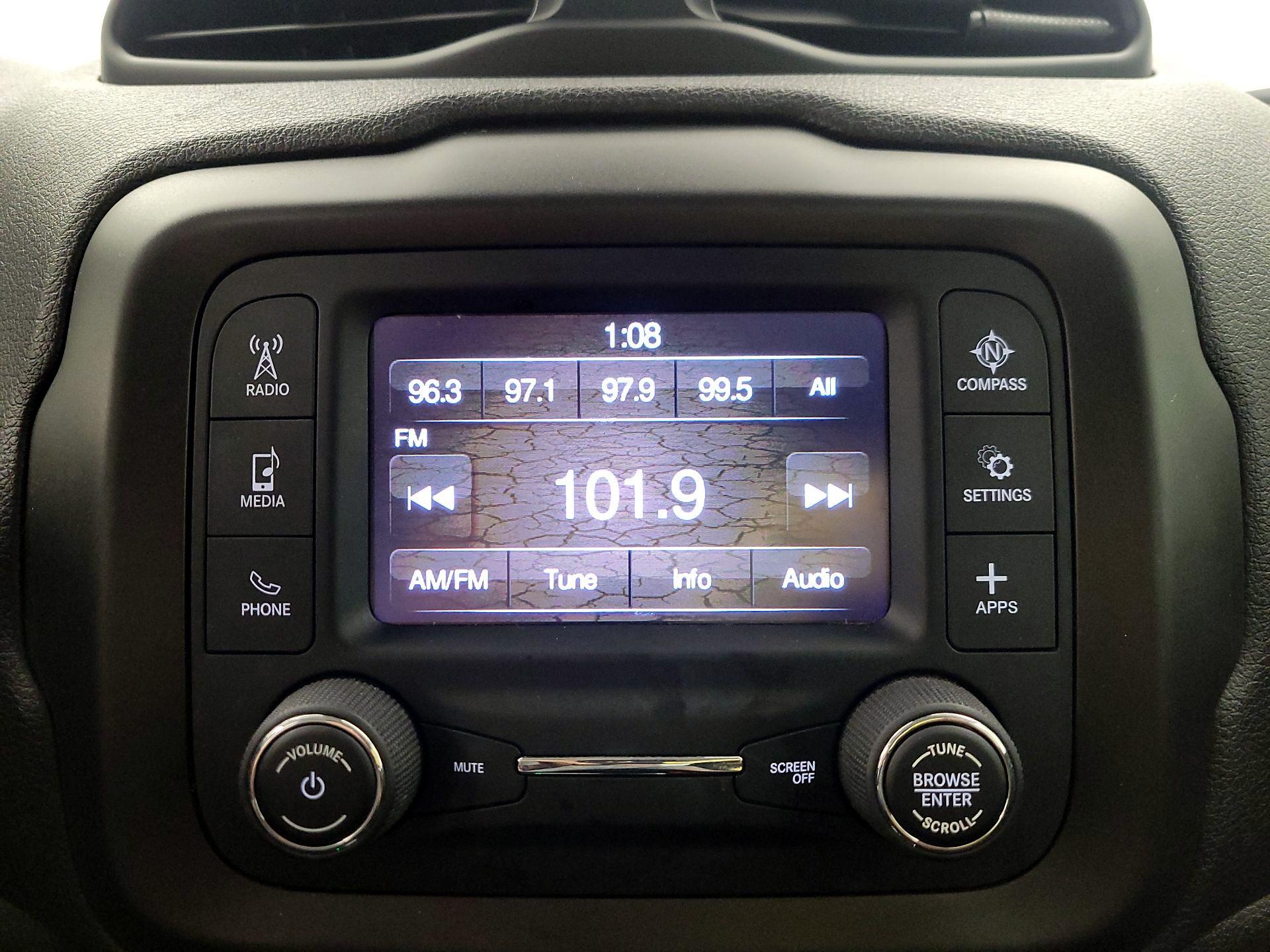 Thumbnail: 2020 Jeep Renegade - 15