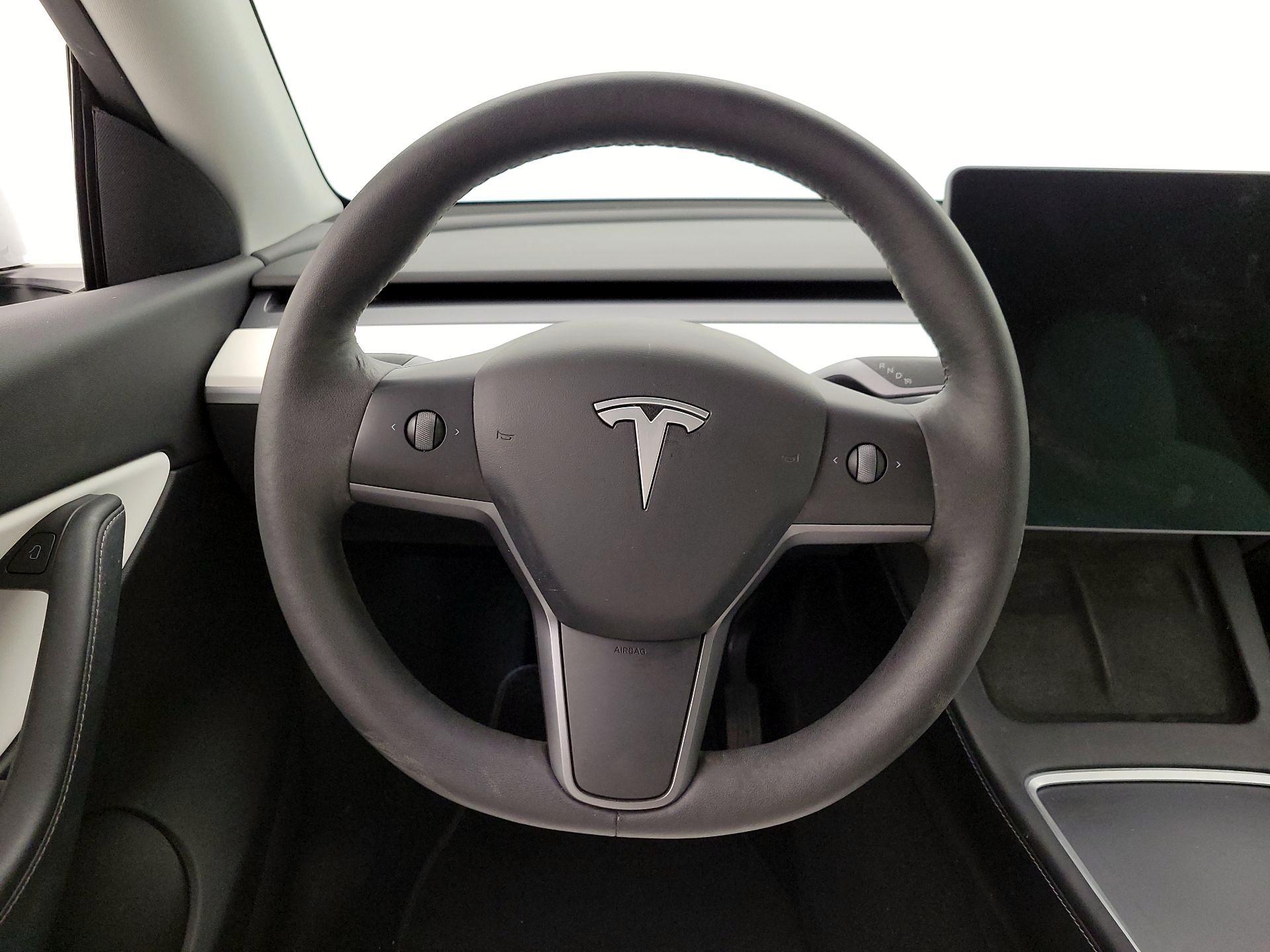 Thumbnail: 2022 Tesla Model Y - 10