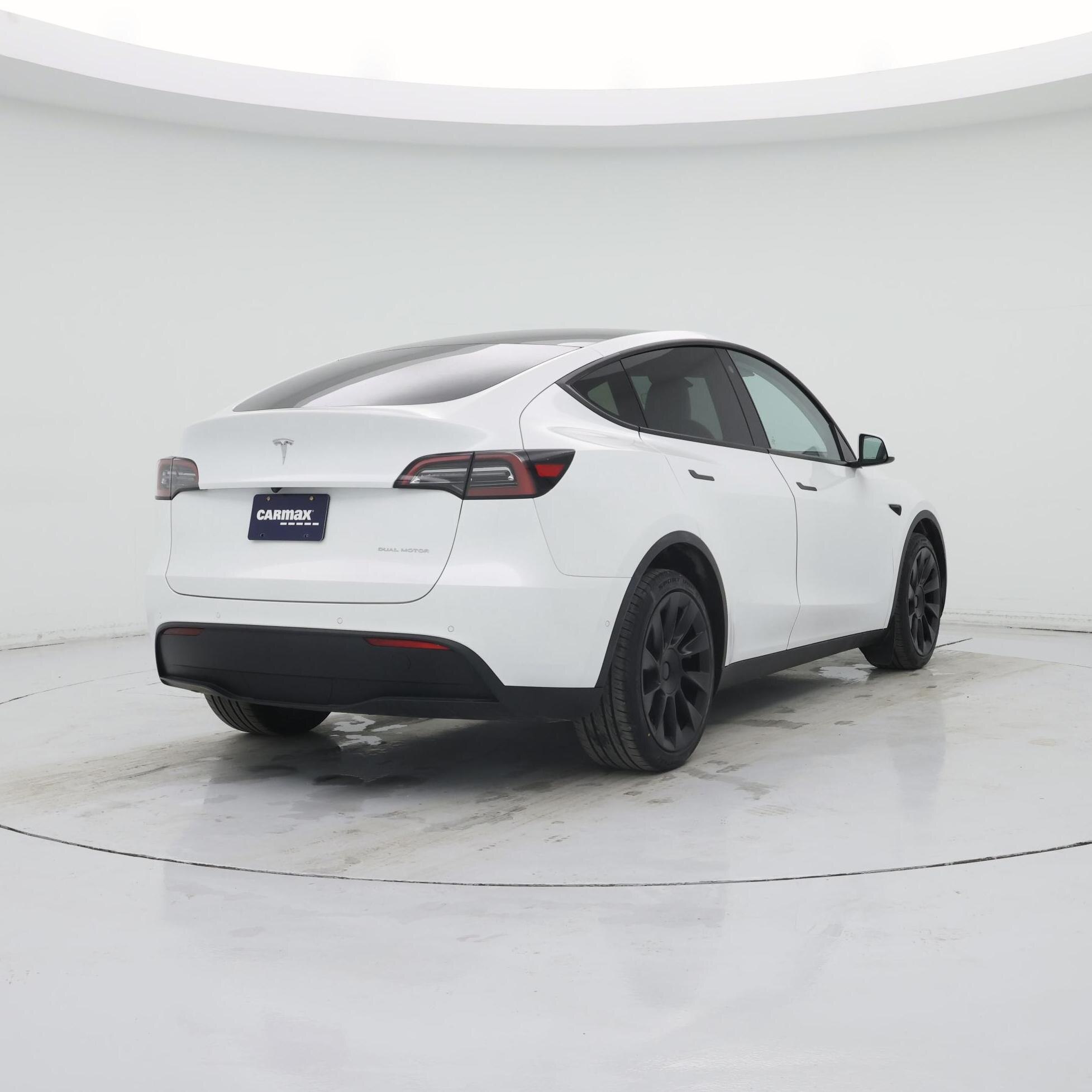 Thumbnail: 2022 Tesla Model Y - 8