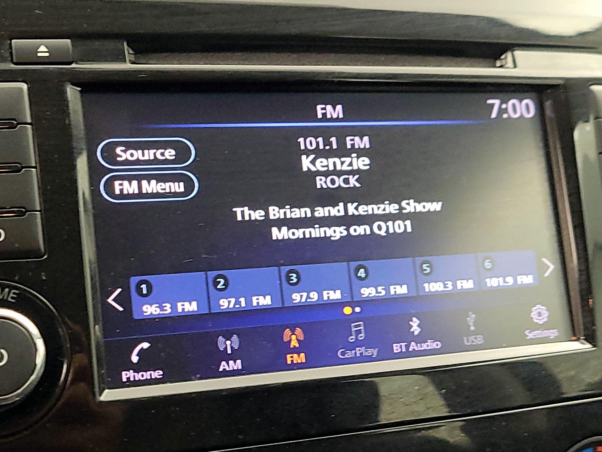 Thumbnail: 2018 Nissan Rogue - 15