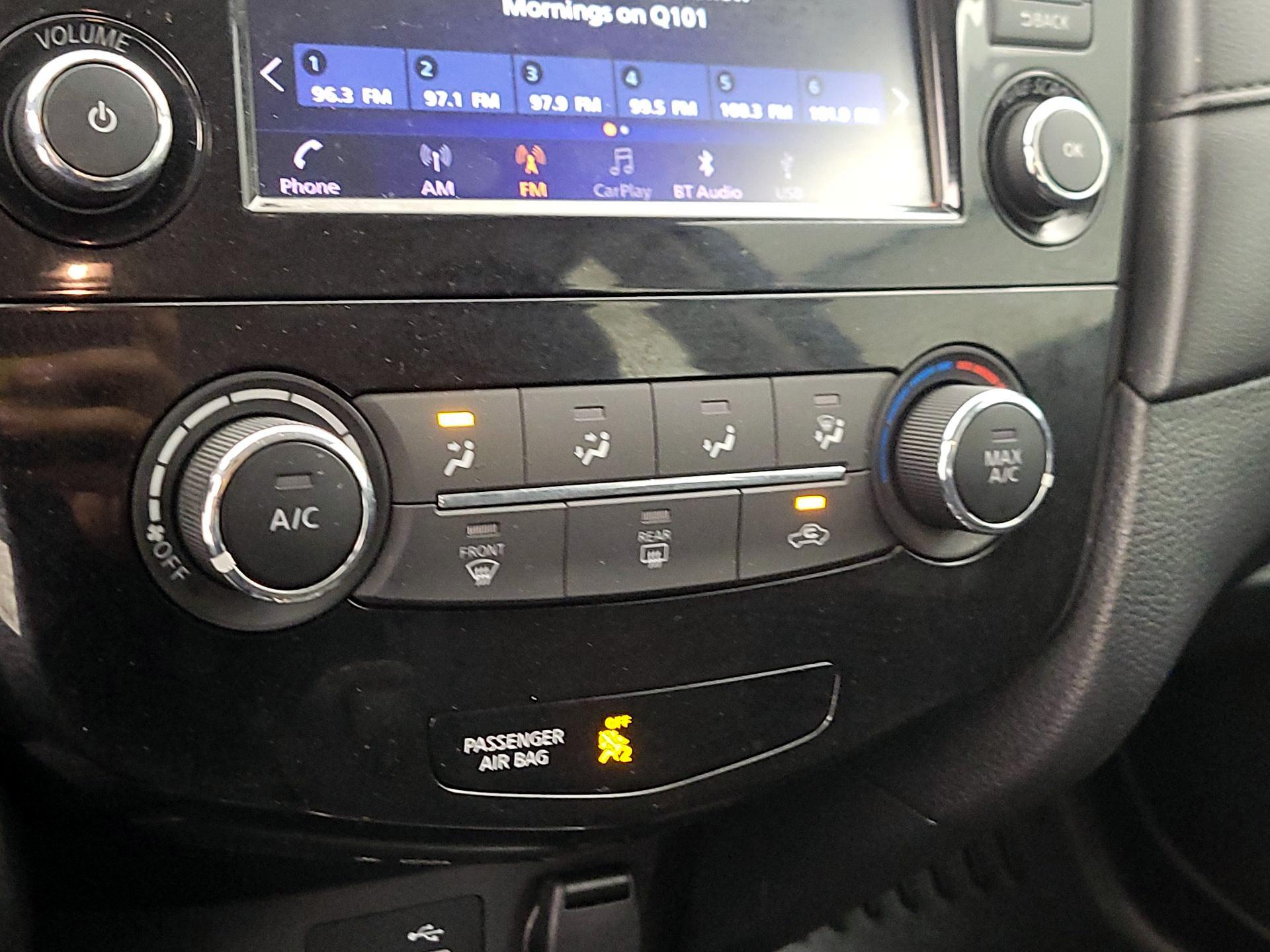 Thumbnail: 2018 Nissan Rogue - 16