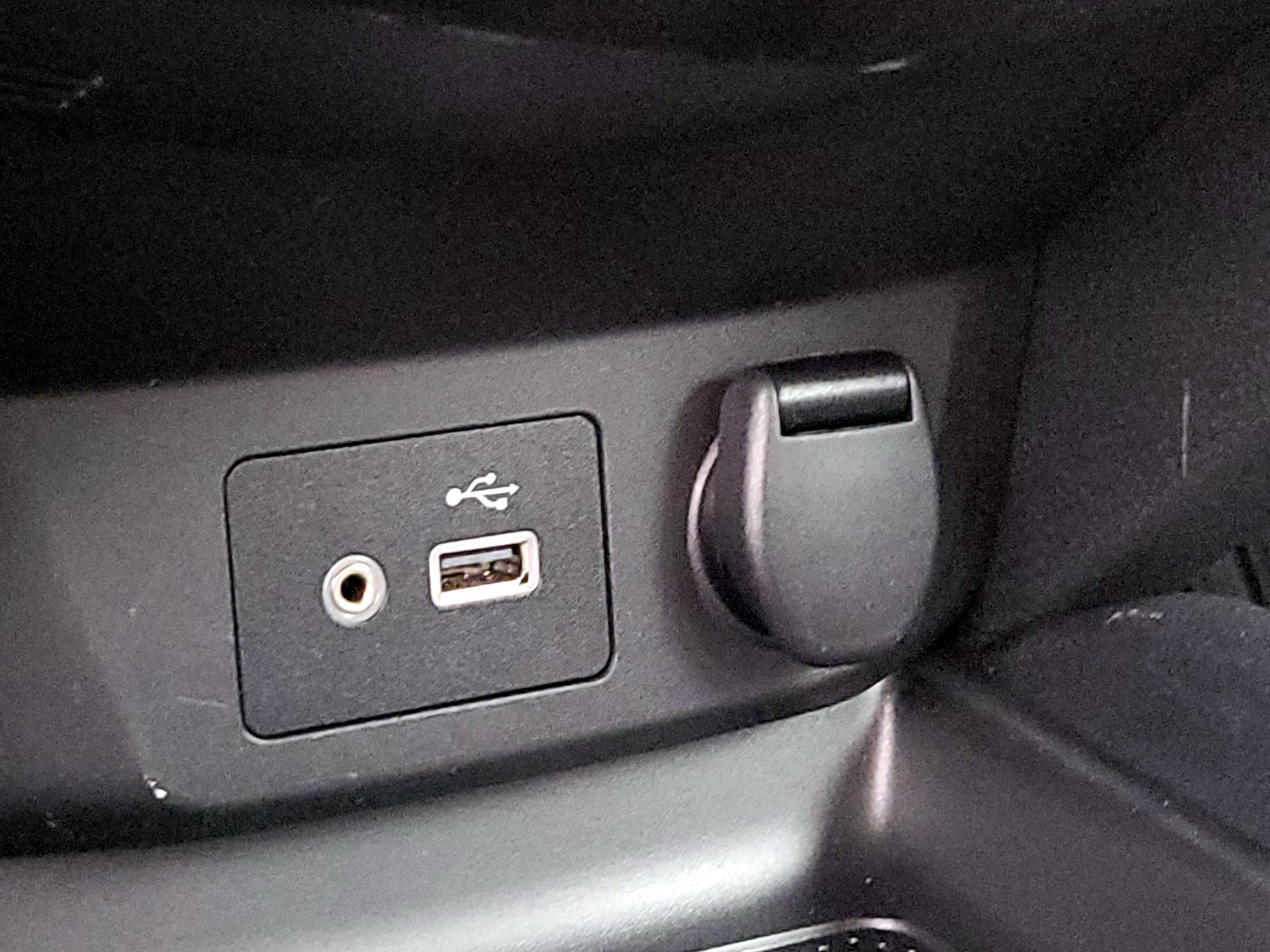 Thumbnail: 2018 Nissan Rogue - 18