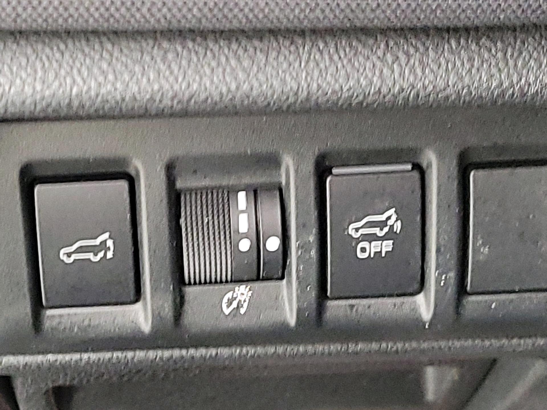 Thumbnail: 2022 Subaru Outback - 13