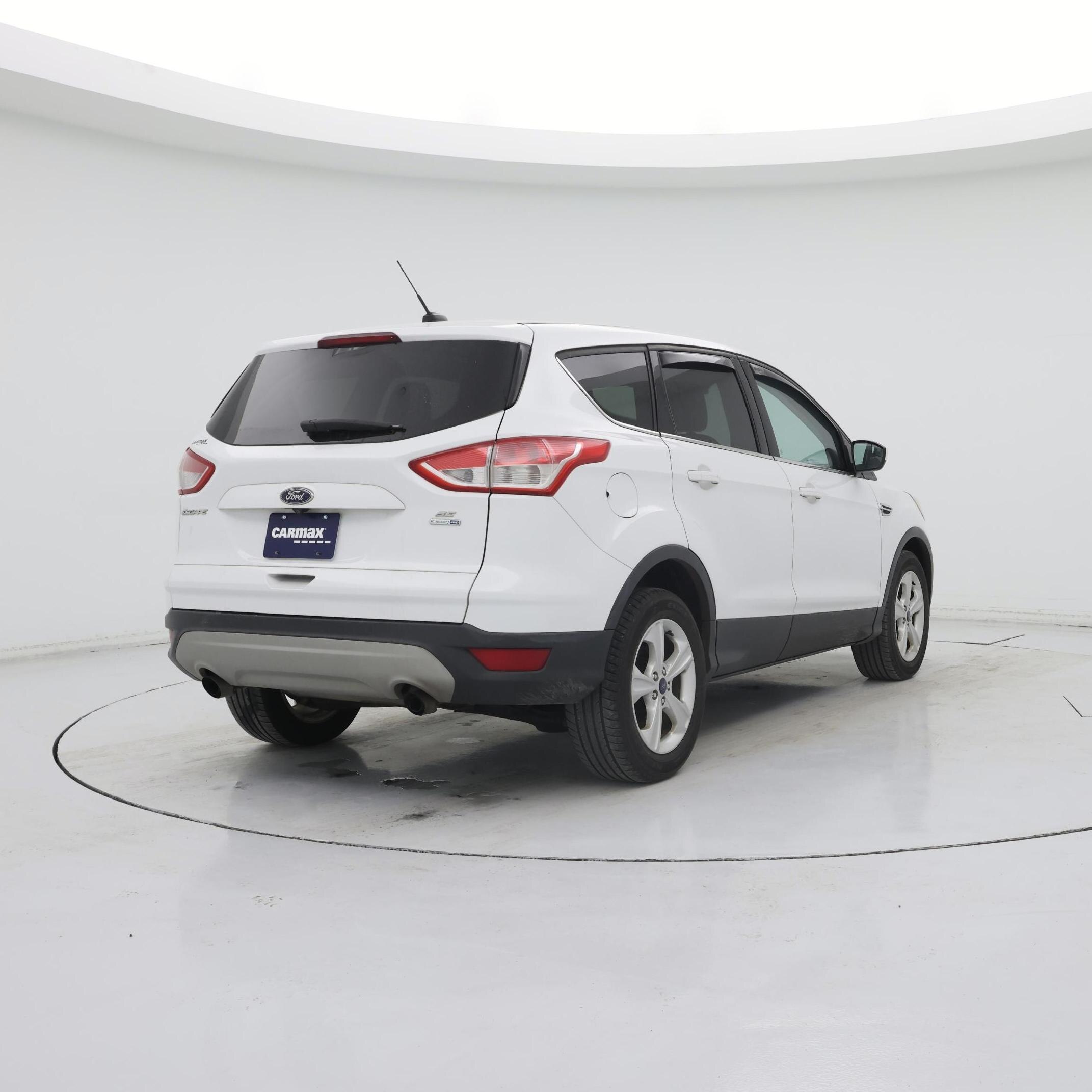 Thumbnail: 2015 Ford Escape - 8