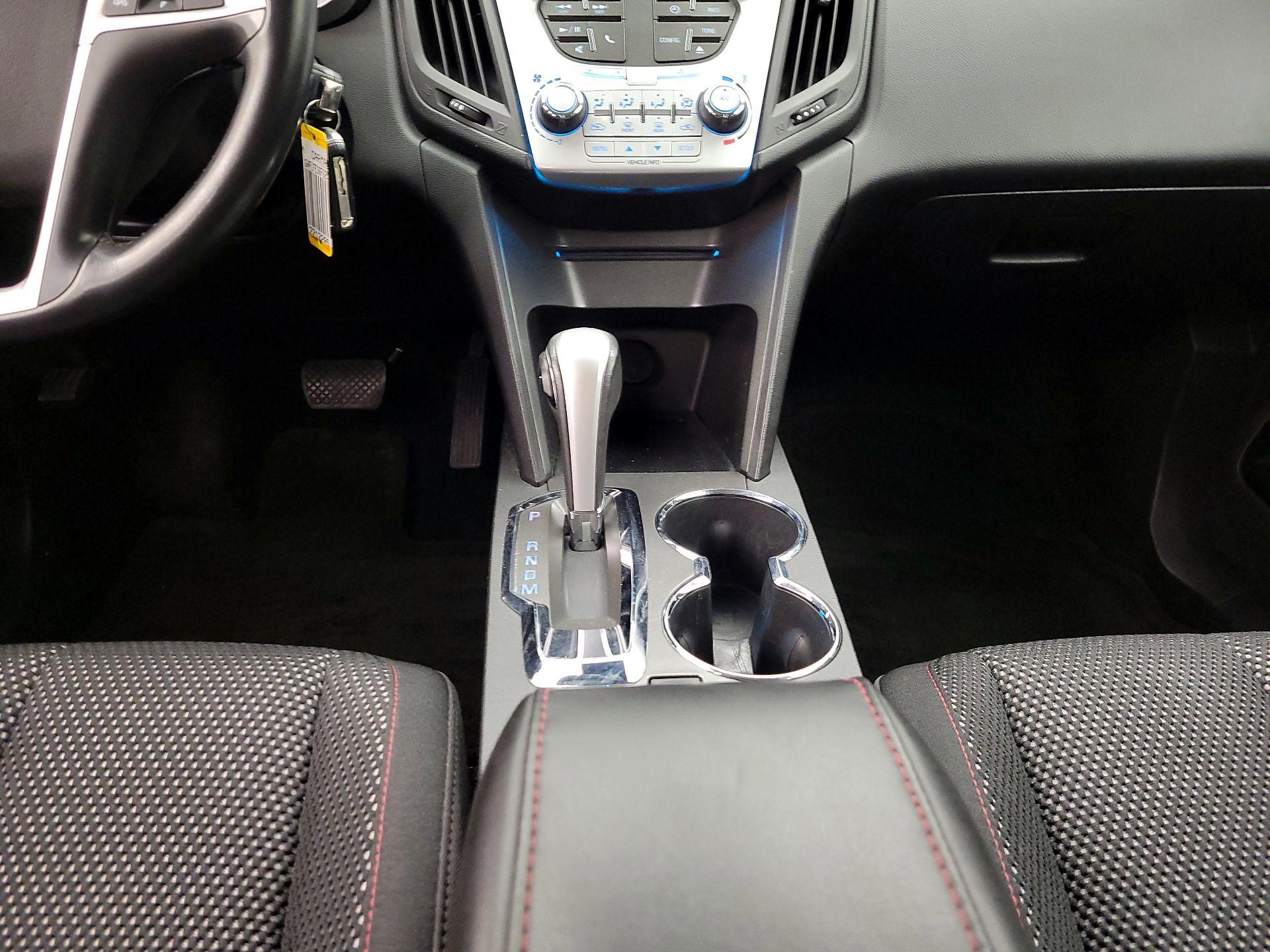 Thumbnail: 2015 Chevrolet Equinox - 16