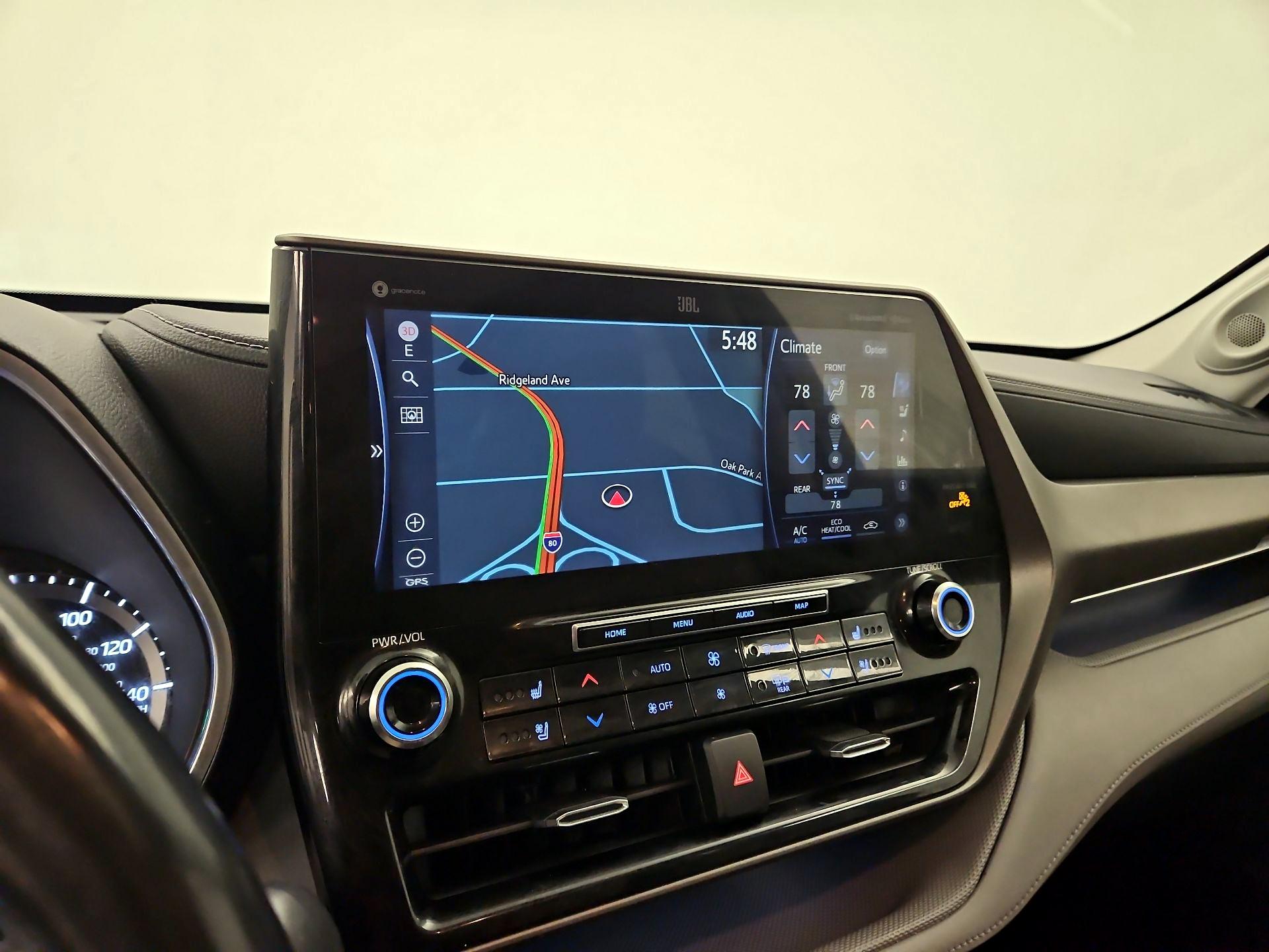 Thumbnail: 2021 Toyota Highlander - 14