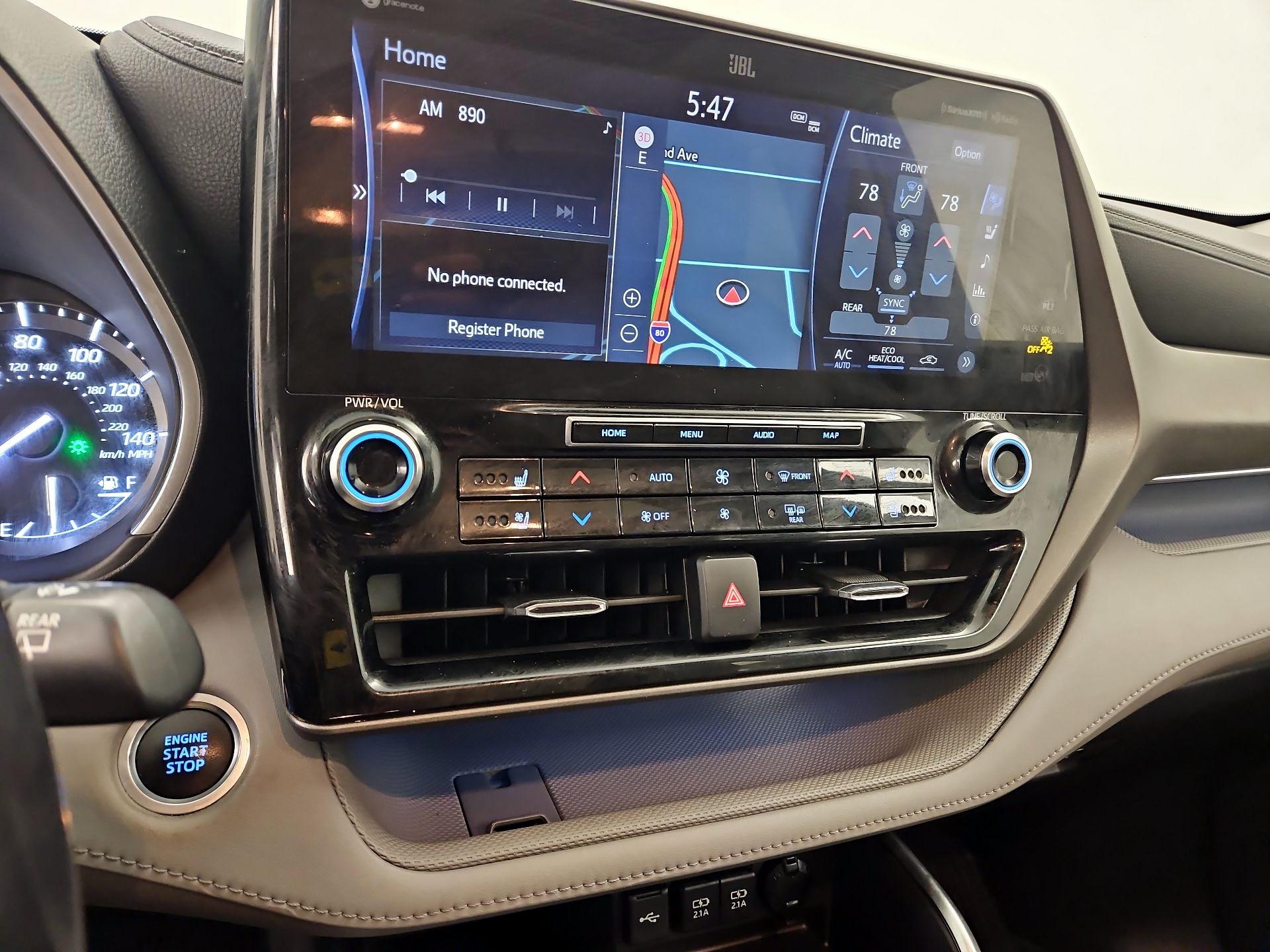 Thumbnail: 2021 Toyota Highlander - 17