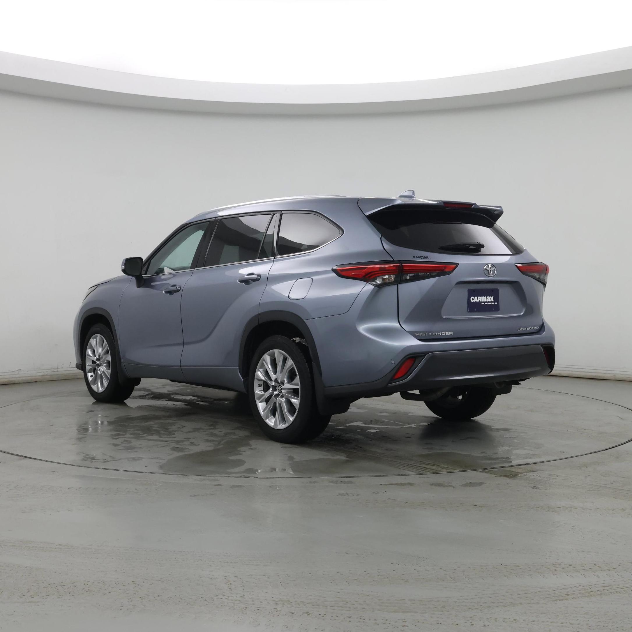 Thumbnail: 2021 Toyota Highlander - 2