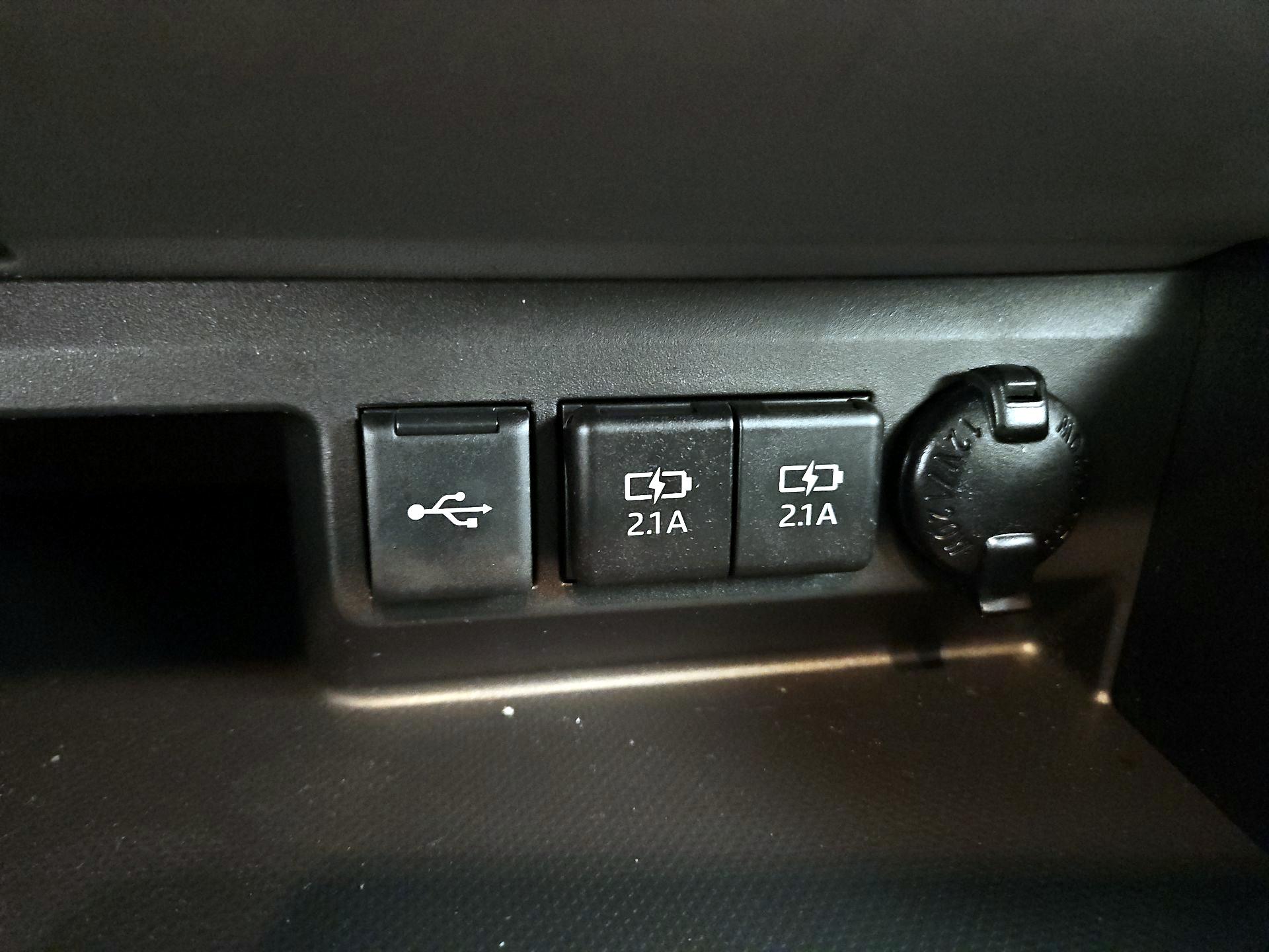 Thumbnail: 2021 Toyota Highlander - 19