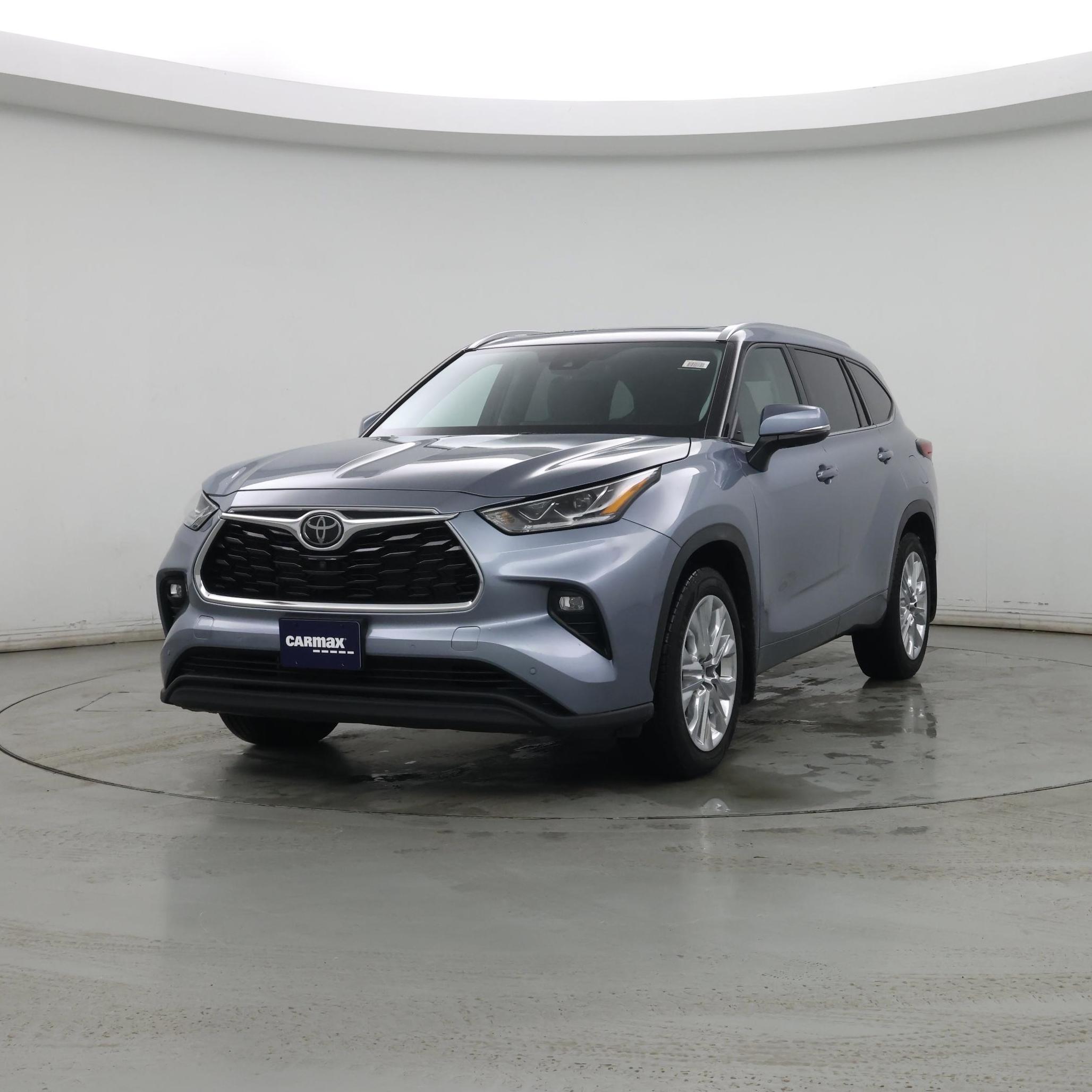 Thumbnail: 2021 Toyota Highlander - 4