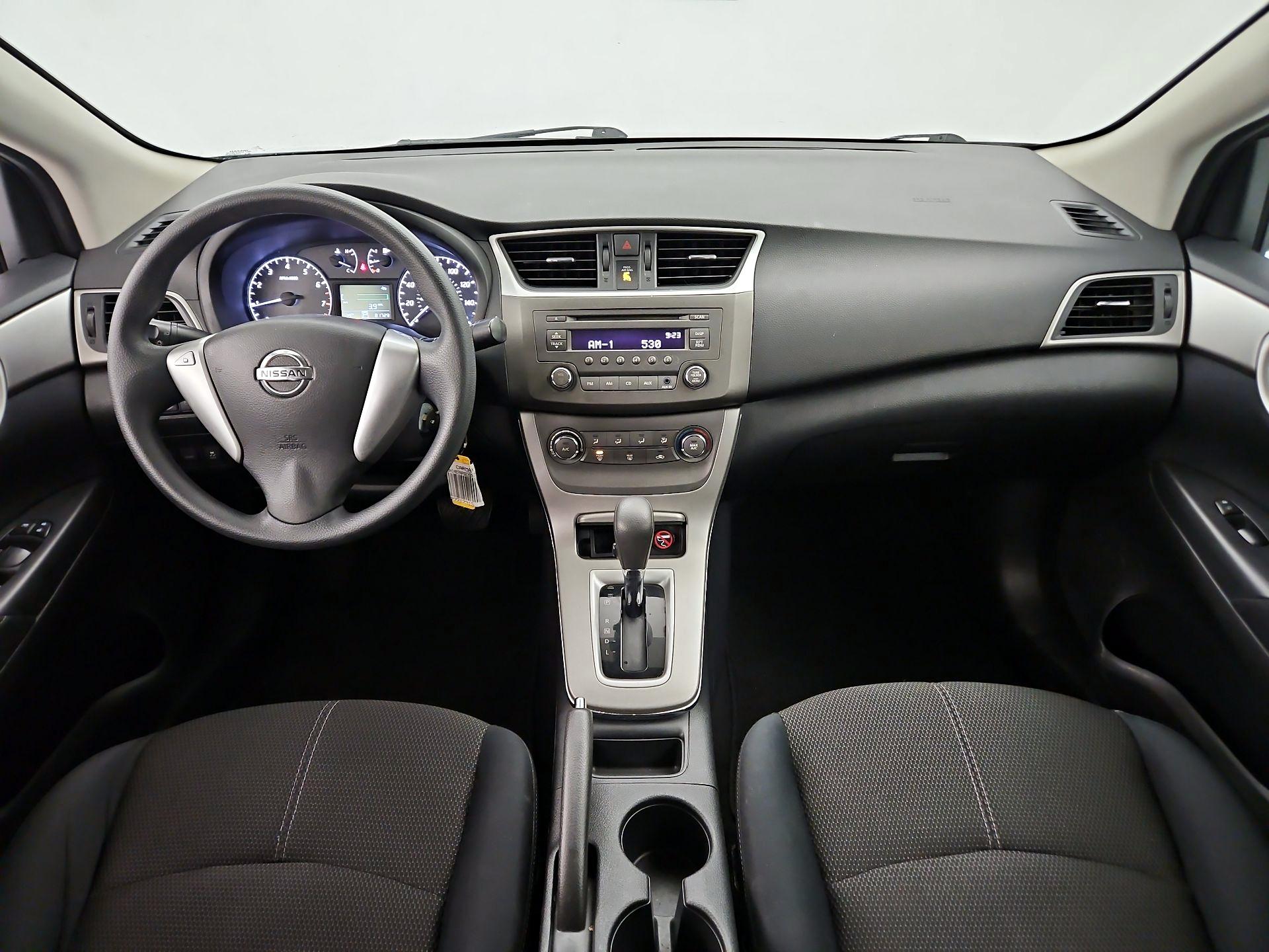 Thumbnail: 2014 Nissan Sentra - 9