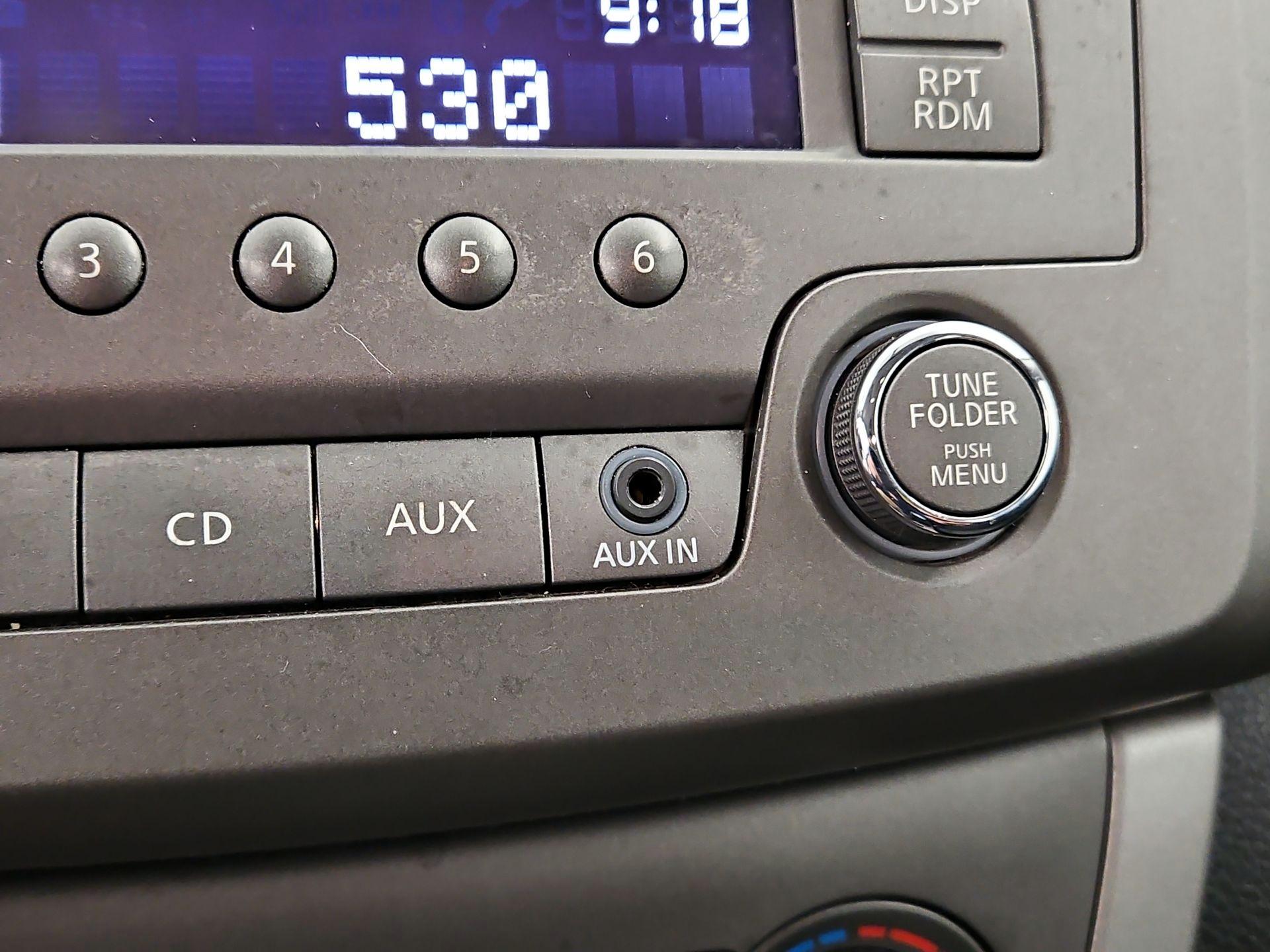 Thumbnail: 2014 Nissan Sentra - 17