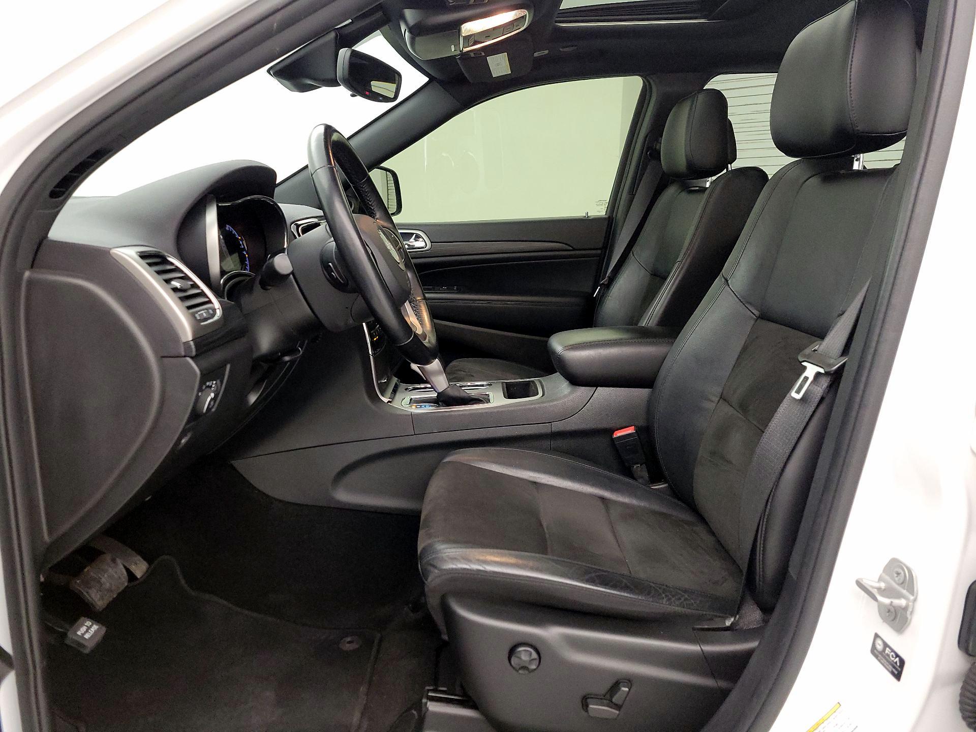 Thumbnail: 2021 Jeep Grand Cherokee - 11