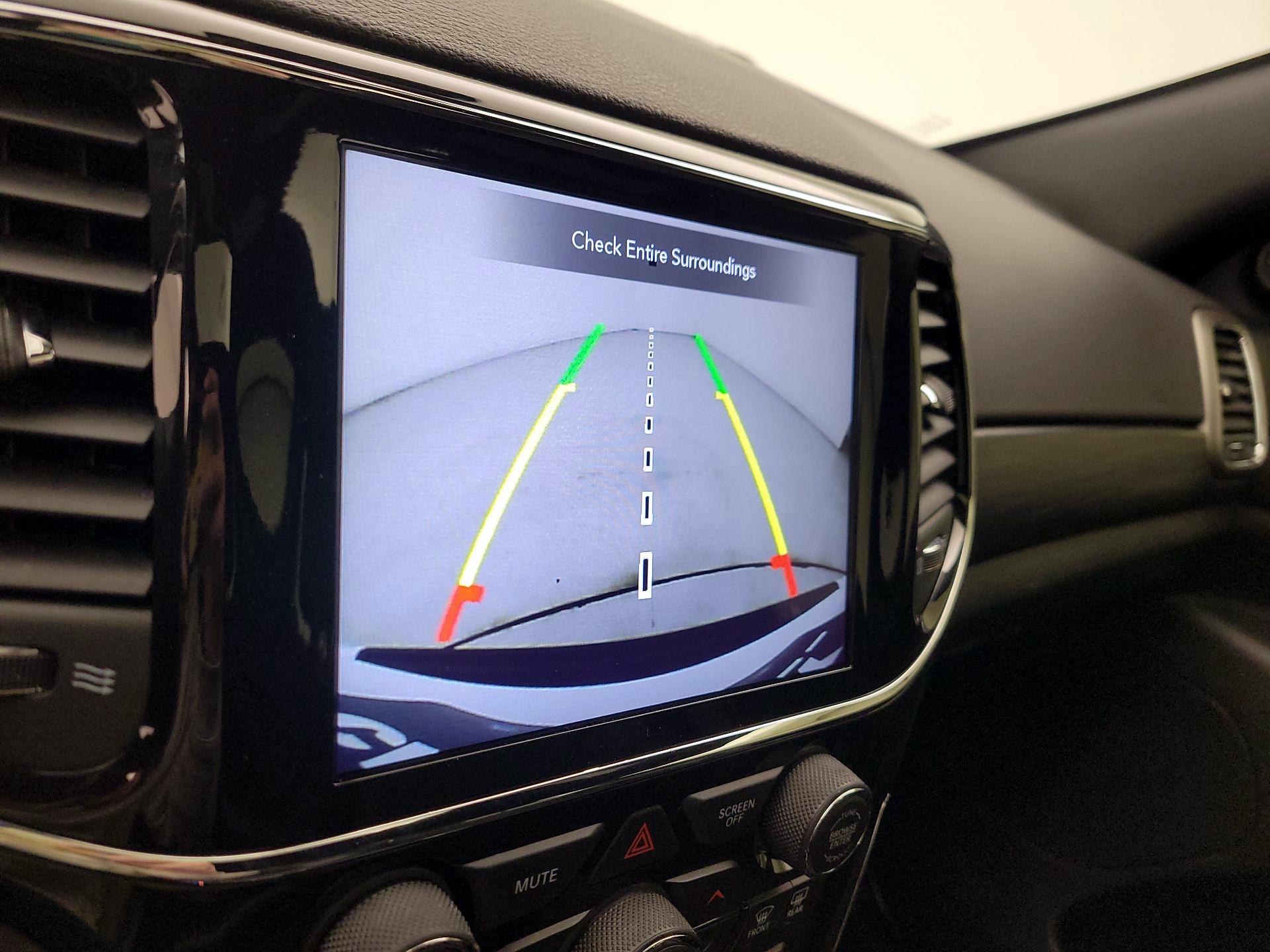 Thumbnail: 2021 Jeep Grand Cherokee - 15