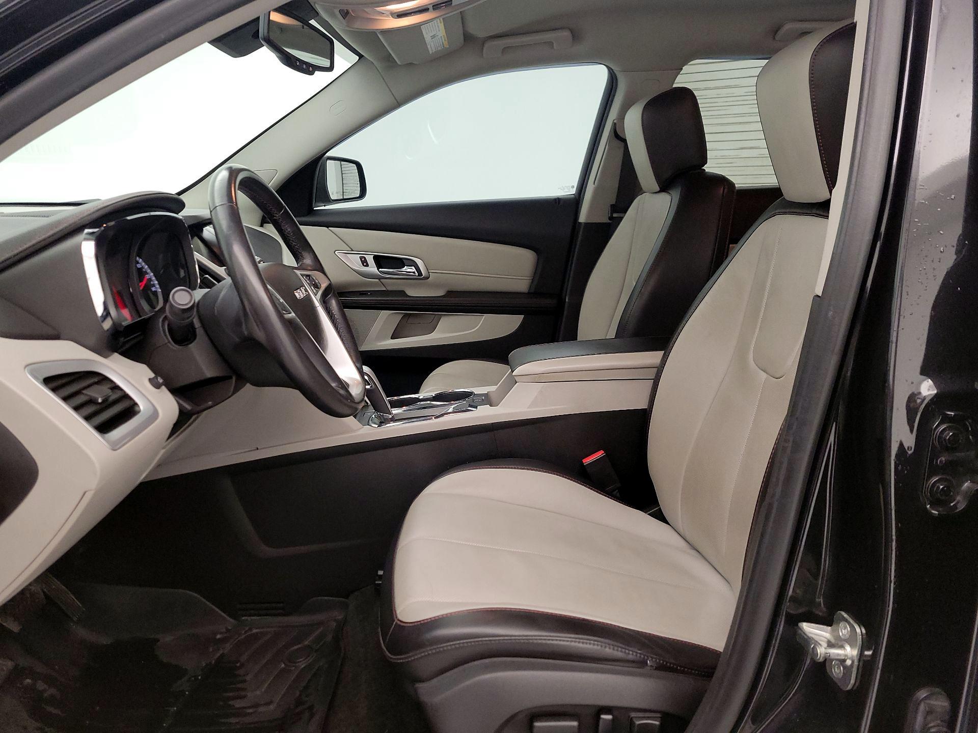 Thumbnail: 2015 GMC Terrain - 11