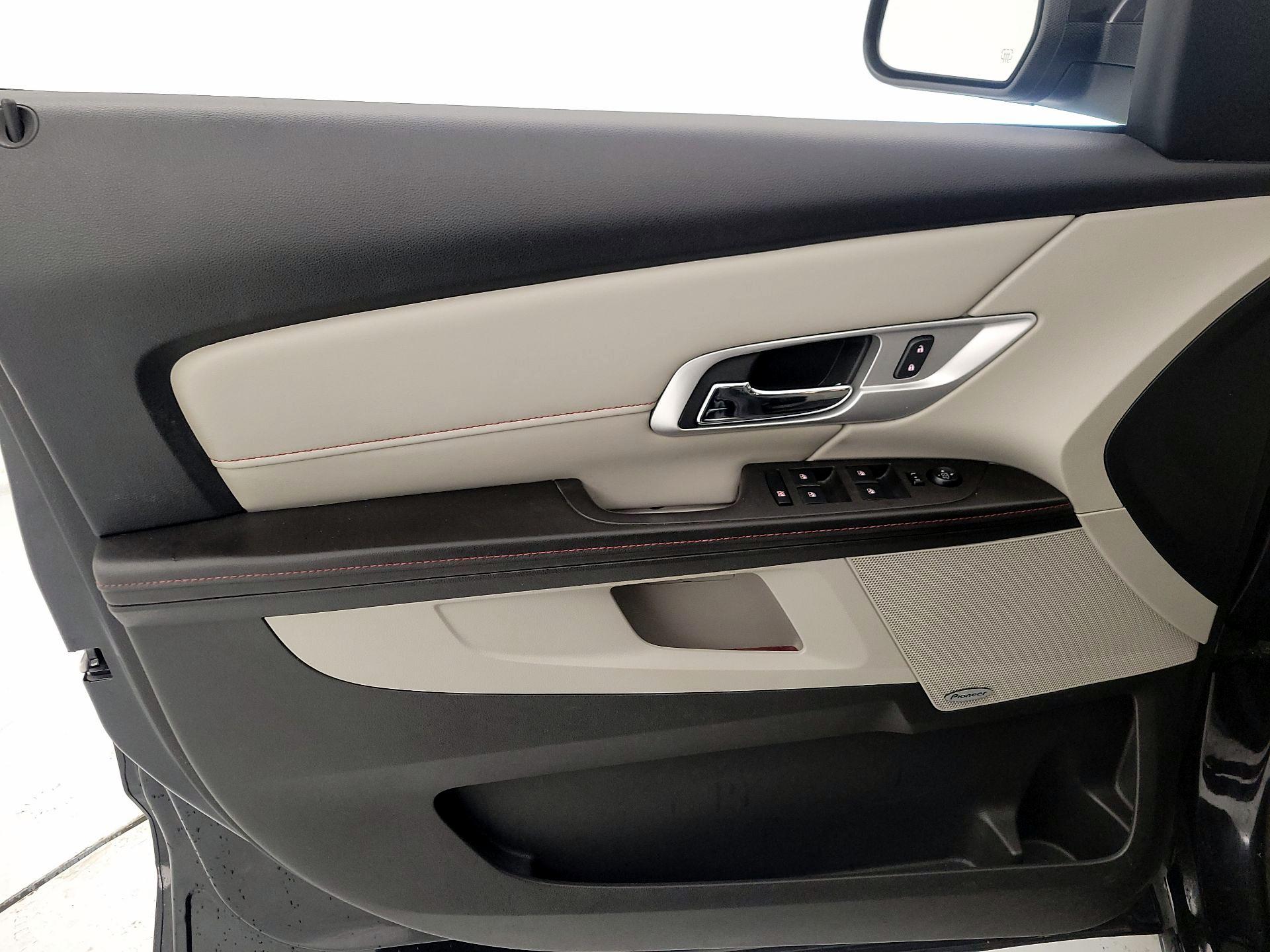 Thumbnail: 2015 GMC Terrain - 12