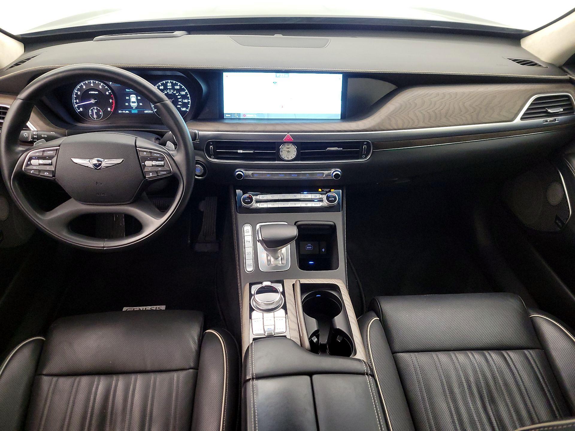 Thumbnail: 2022 Genesis G90 - 9